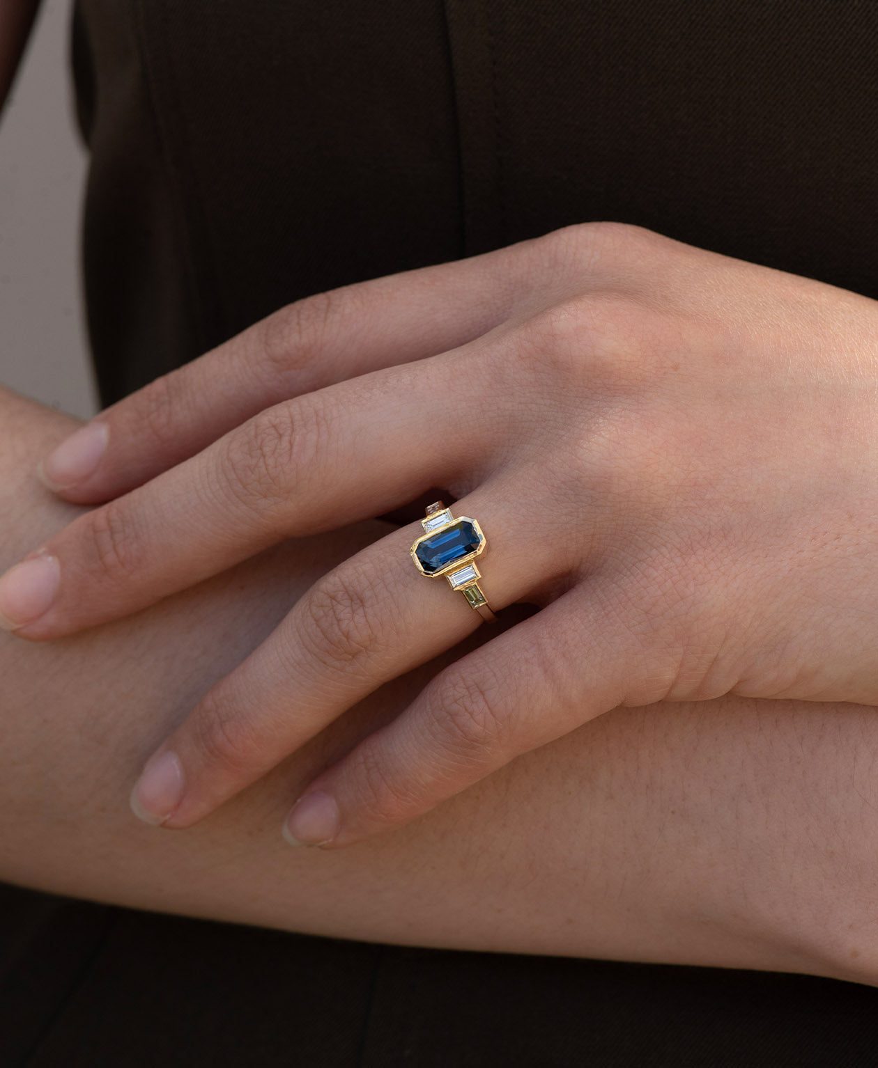 One of a Kind 487 - 18k Yellow Gold, Blue Sapphire