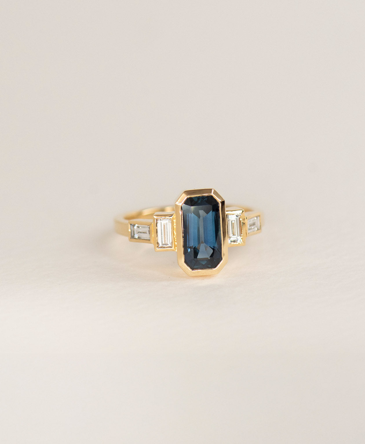 One of a Kind 487 - 18k Yellow Gold, Blue Sapphire