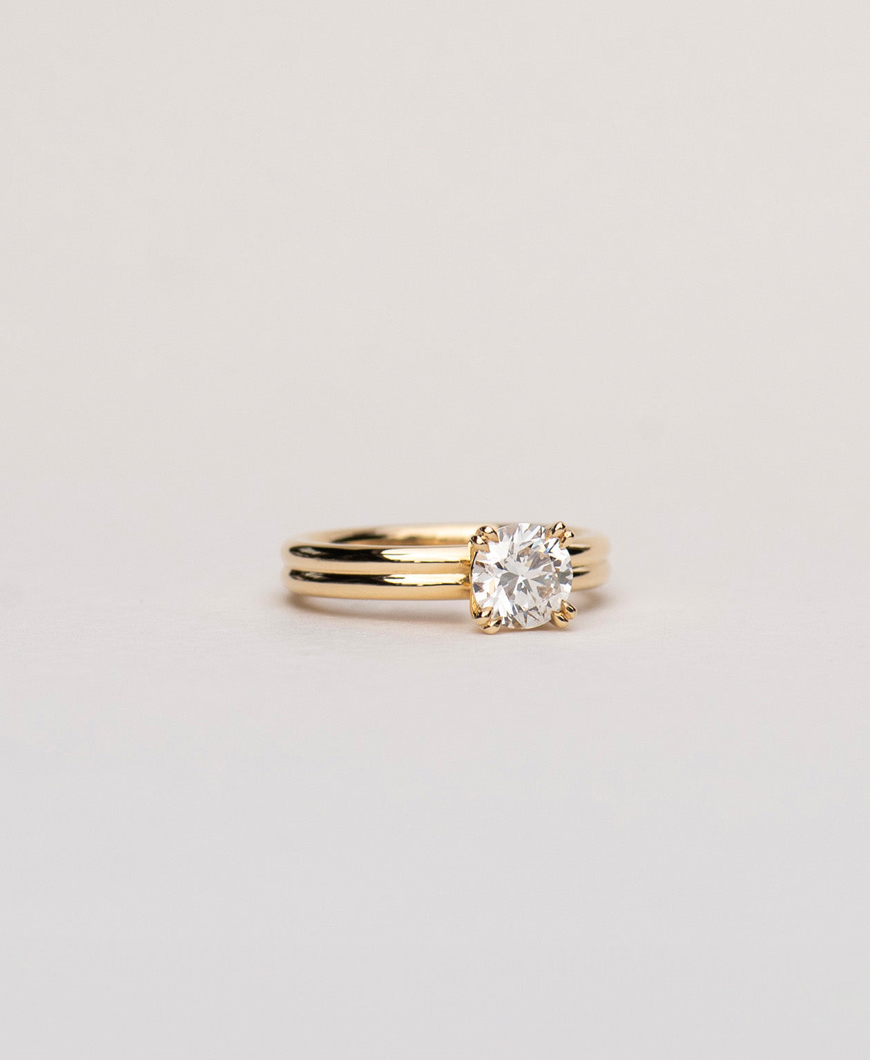 Limited Edition 196 - 18k Yellow Gold, Diamond