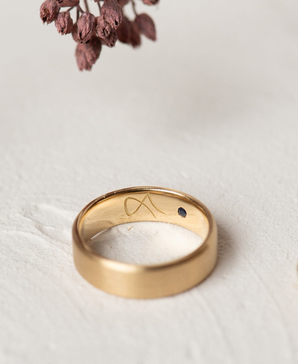 Bespoke 181 - 18k Yellow Gold, Diamond