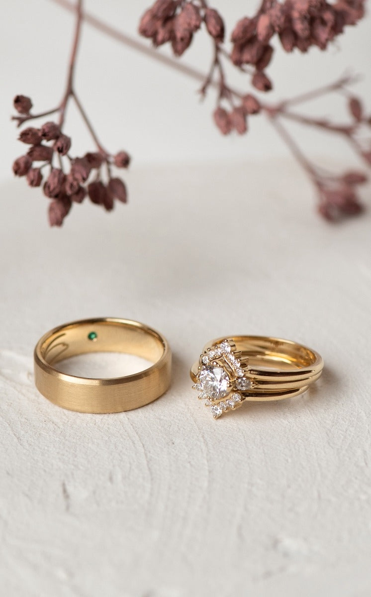 Bespoke 181 - 18k Yellow Gold, Diamond