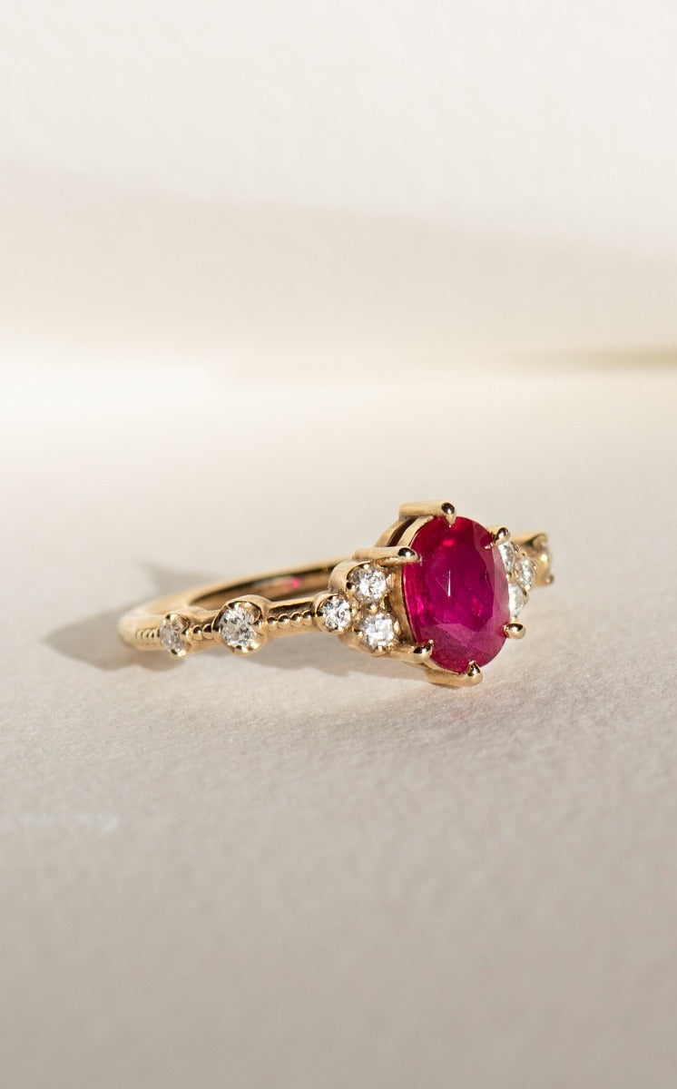 Bespoke 194 - 18k Yellow Gold, Ruby