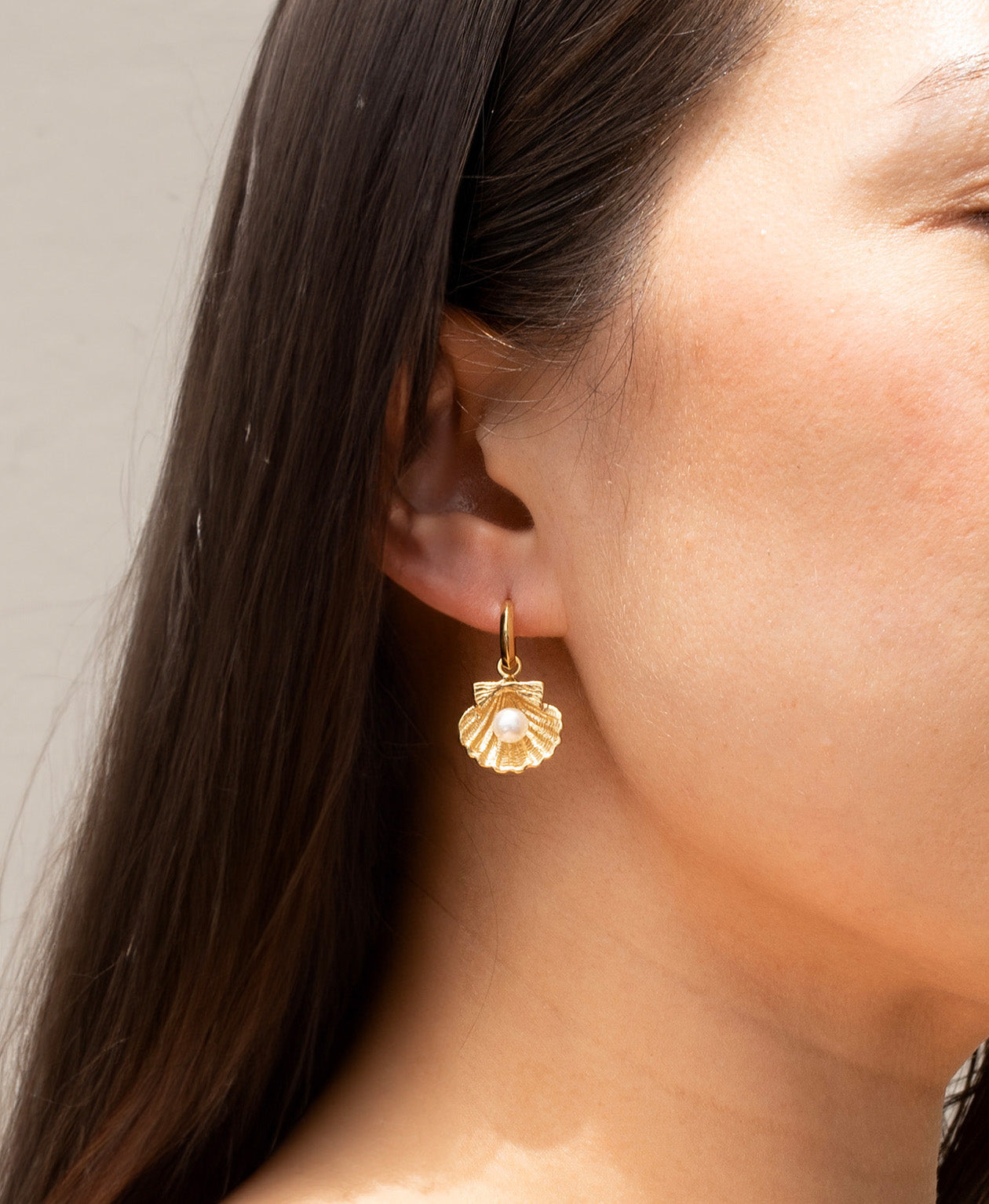 Camino Pearl Earrings - 22k Gold Vermeil, Pearl