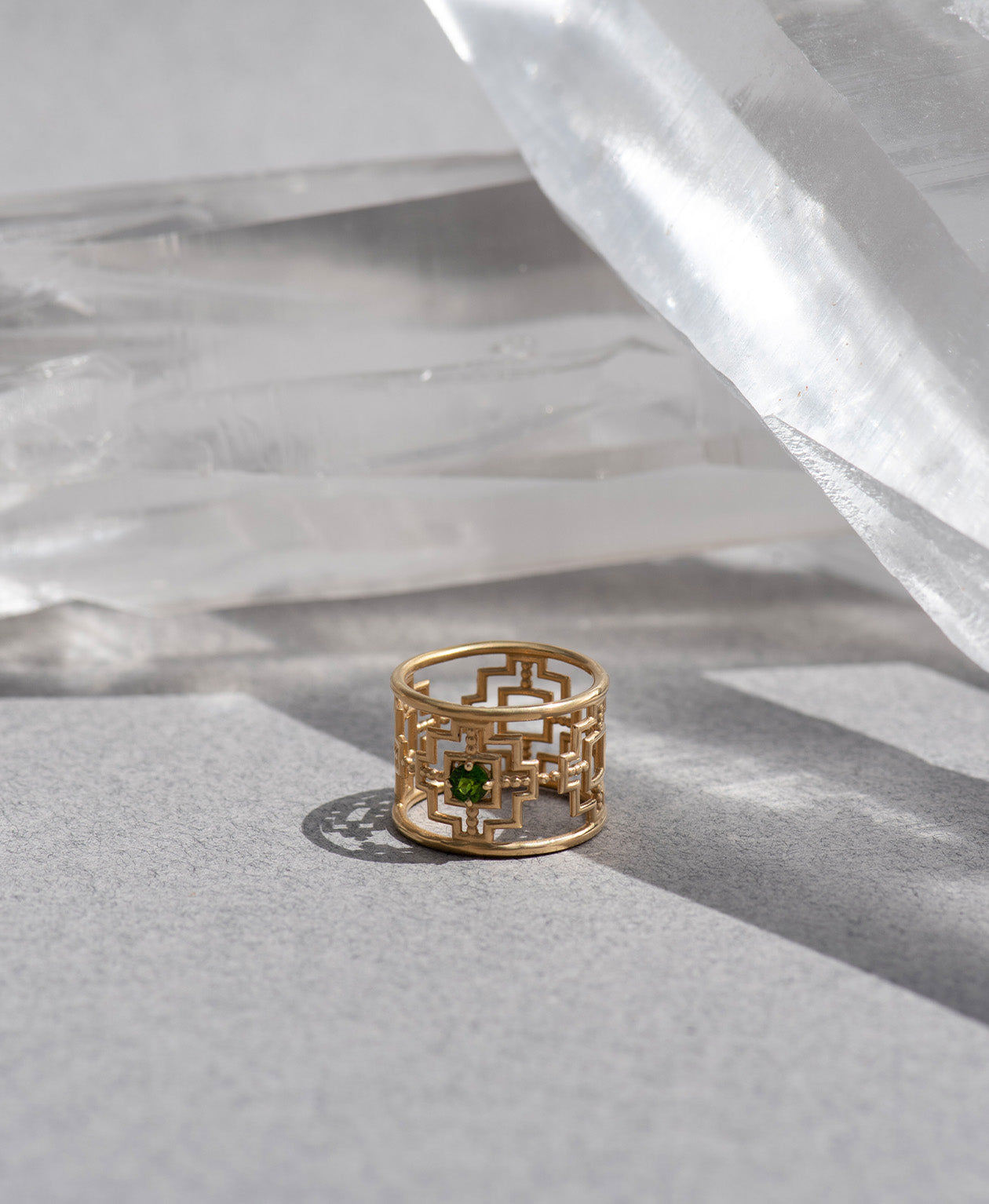 Centred Ring - 22k Gold Vermeil, Chrome Diopside