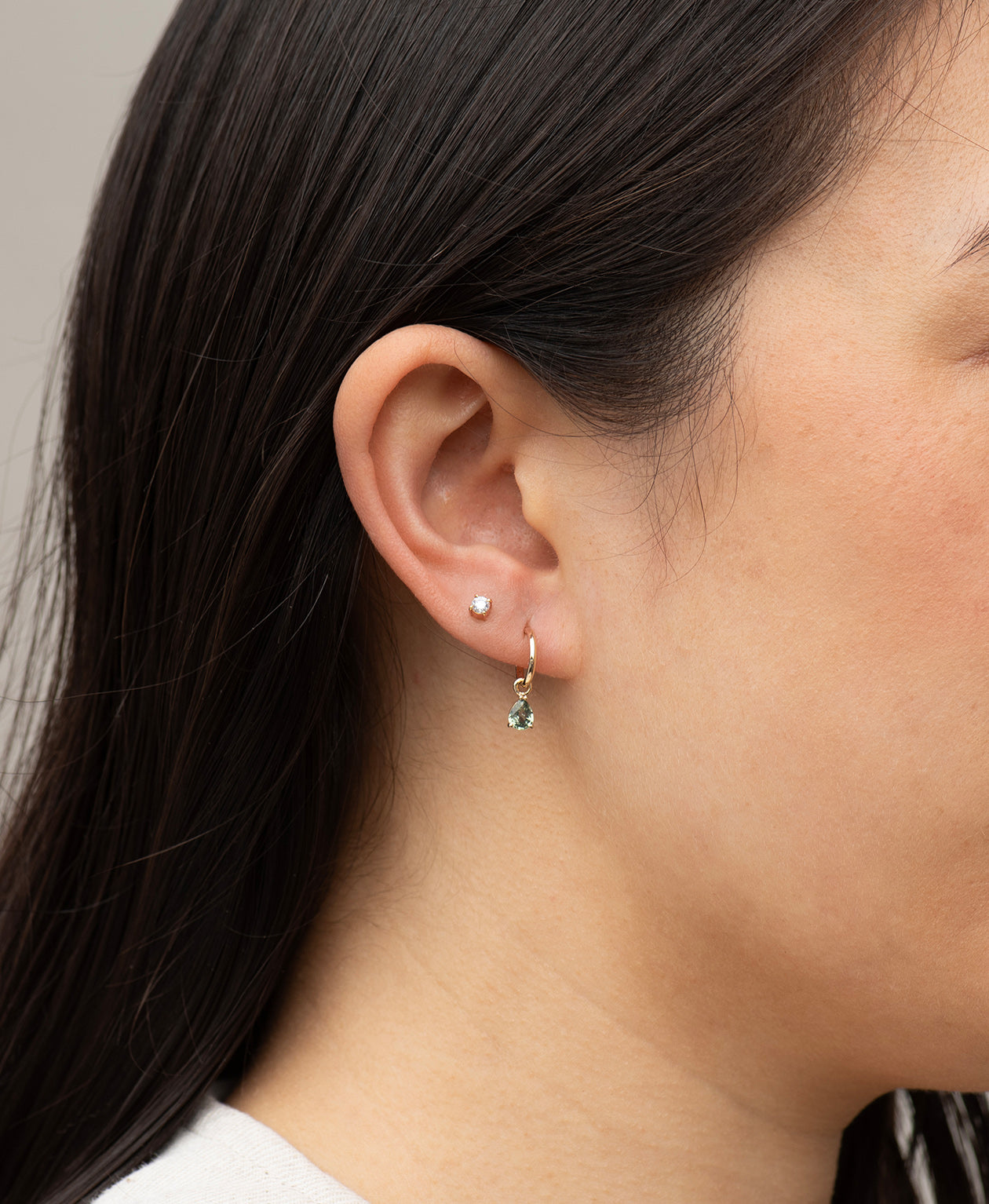 Dew Drop Hoops - 9k White Gold, Green Sapphire