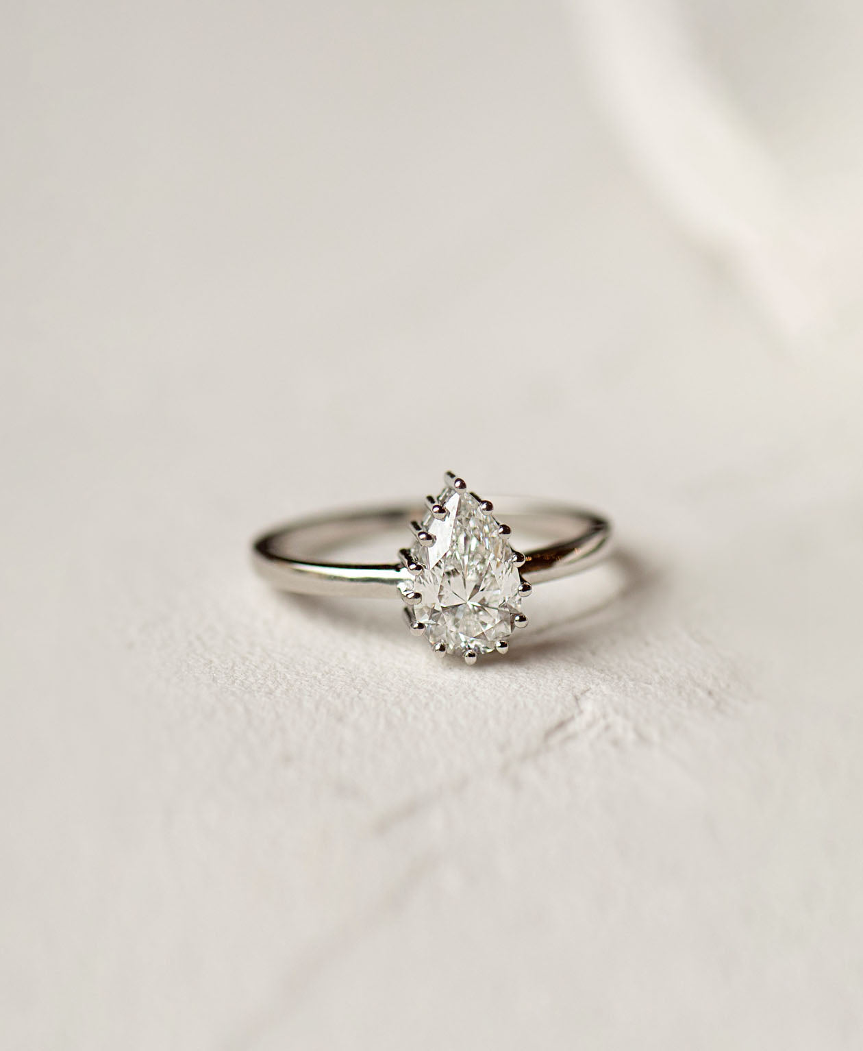 Eros Engagement Ring Platinum, Pear Cut Diamond carat Zoë