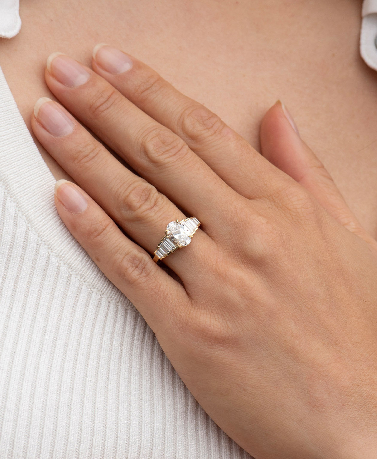 Fides Engagement Ring - 18k Yellow Gold, Oval Brilliant Diamond 1.5 carat