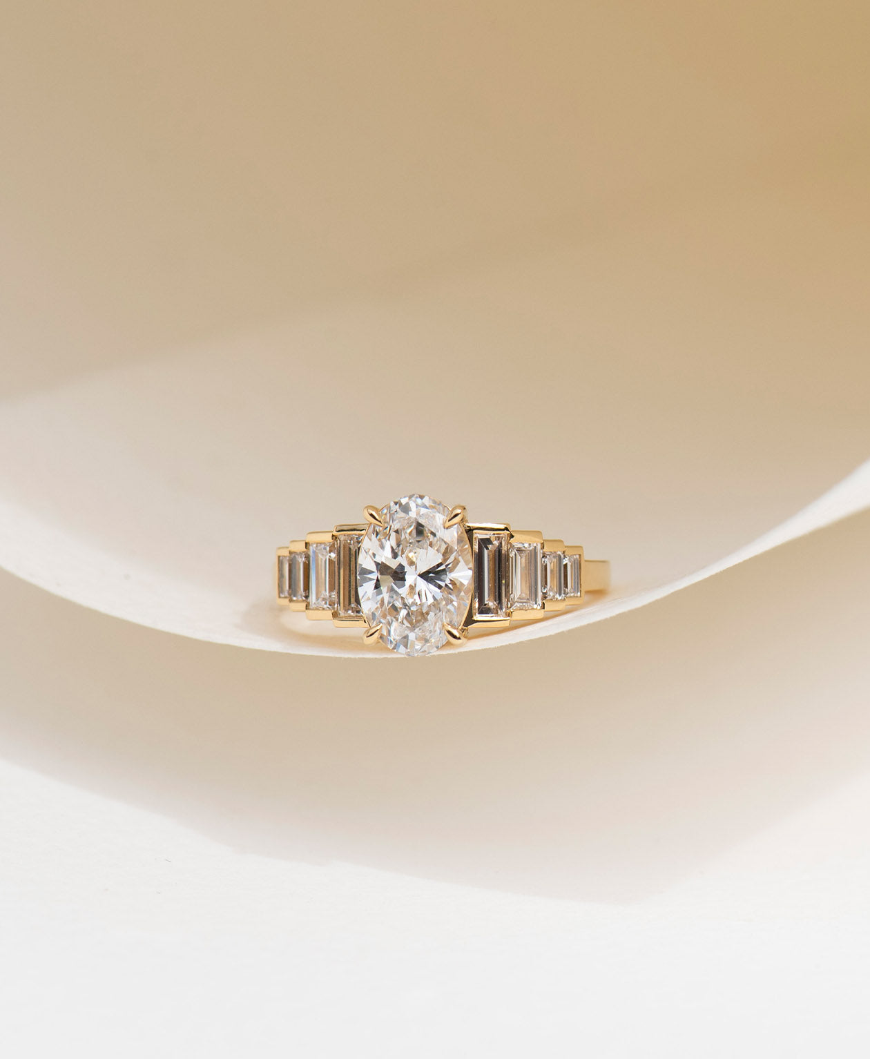 Fides Engagement Ring - 18k Yellow Gold, Oval Brilliant Diamond 1.5 carat