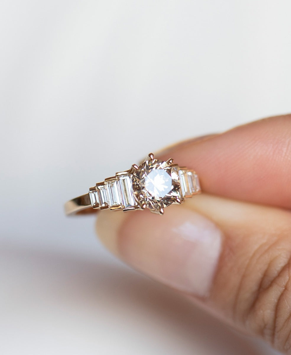 Fides Engagement Ring - 18k Yellow Gold, Round Brilliant Cut Champagne Diamond 1.5 carat