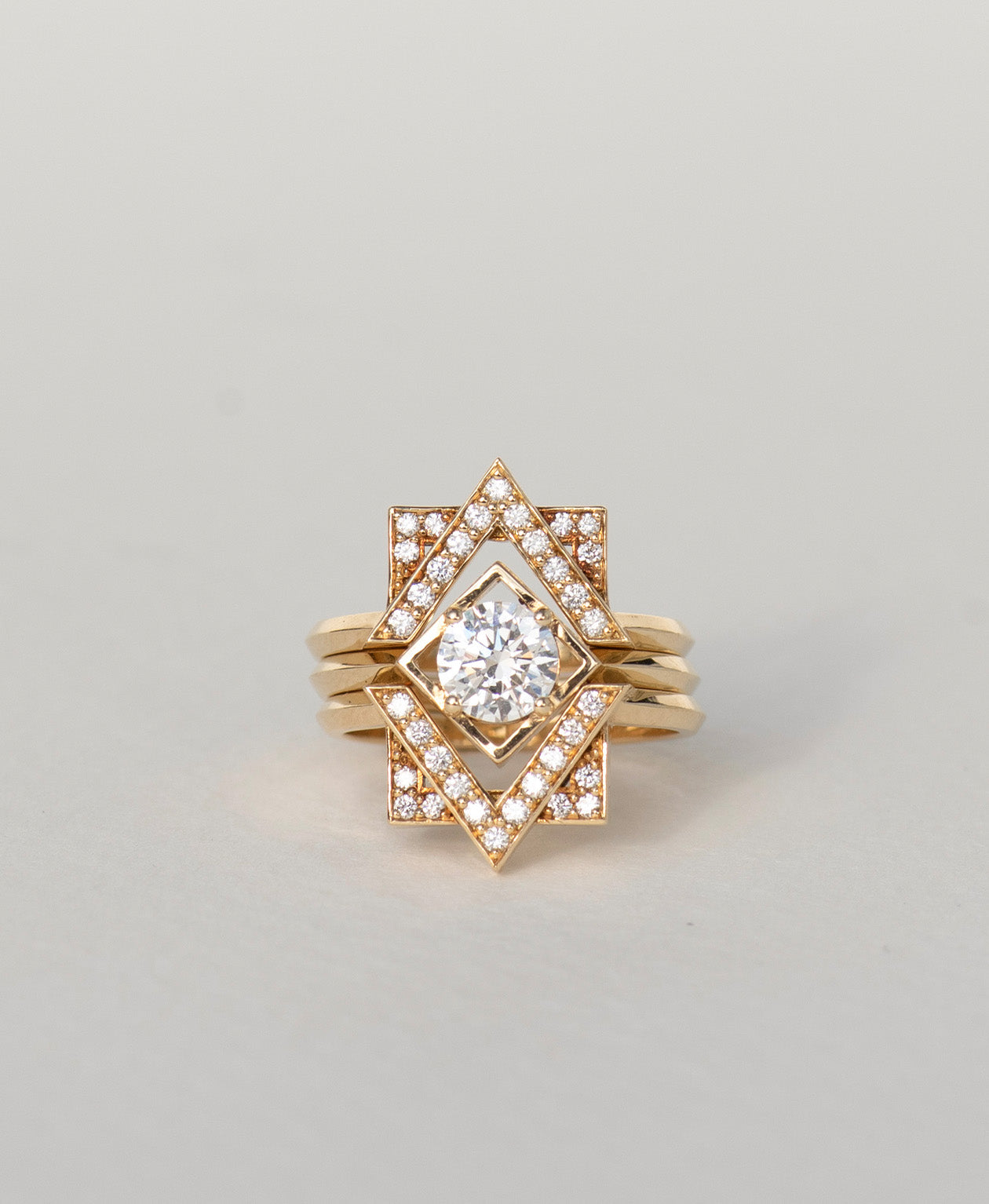 Freya Engagement Ring - 18k Yellow Gold, Round Brilliant Cut Lab Grown Diamond 0.79 carat