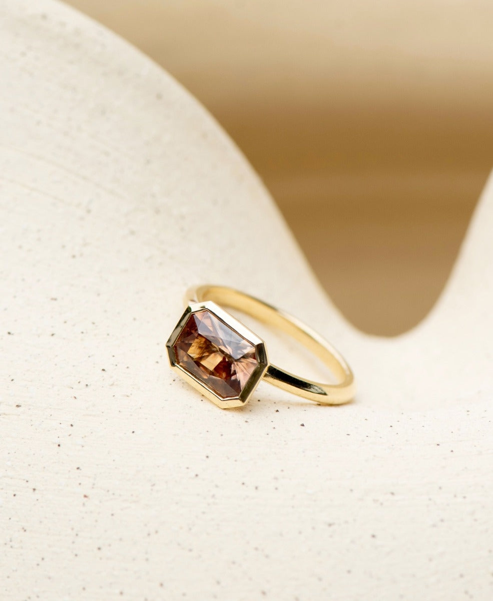 Frida Ring - 18k Yellow Gold, Radiant Cut Champagne Zircon 2.48 carat