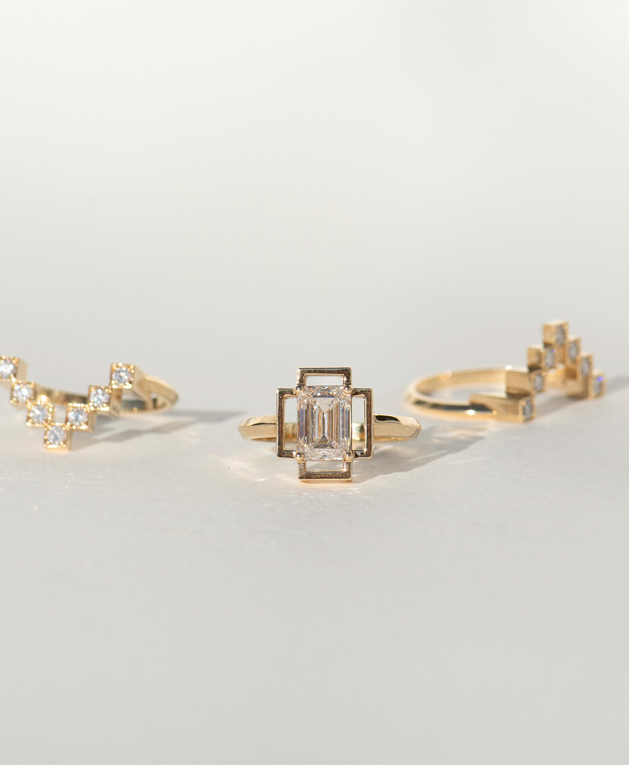 Grand Harmonia Wedding Bands - 18k Yellow Gold, Diamond