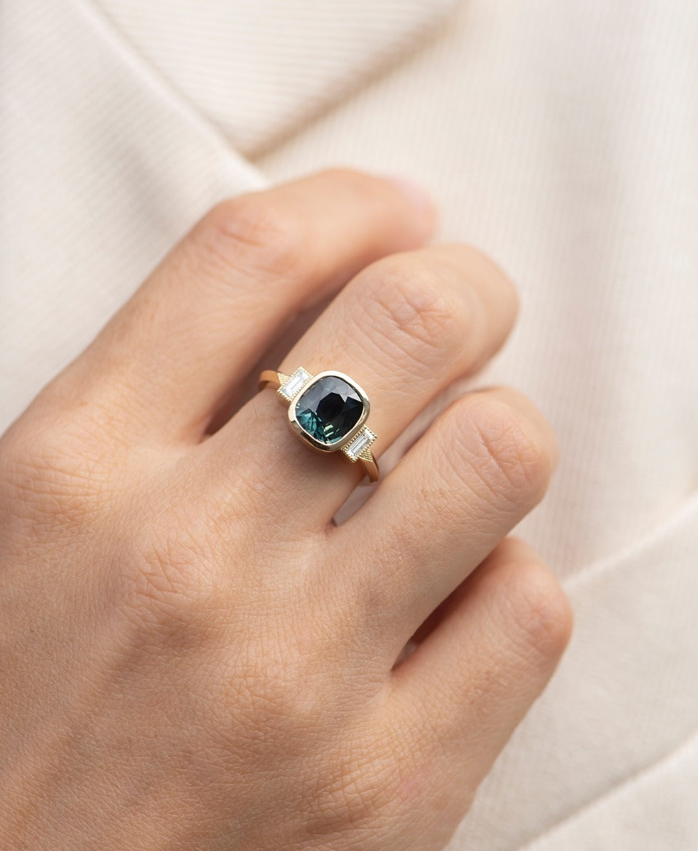 One of a Kind 360 18k Yellow Gold, Green Sapphire Zoë Morgan NZ