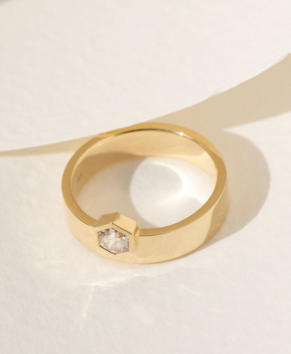 One of a Kind 446 - 18k Yellow Gold, Diamond