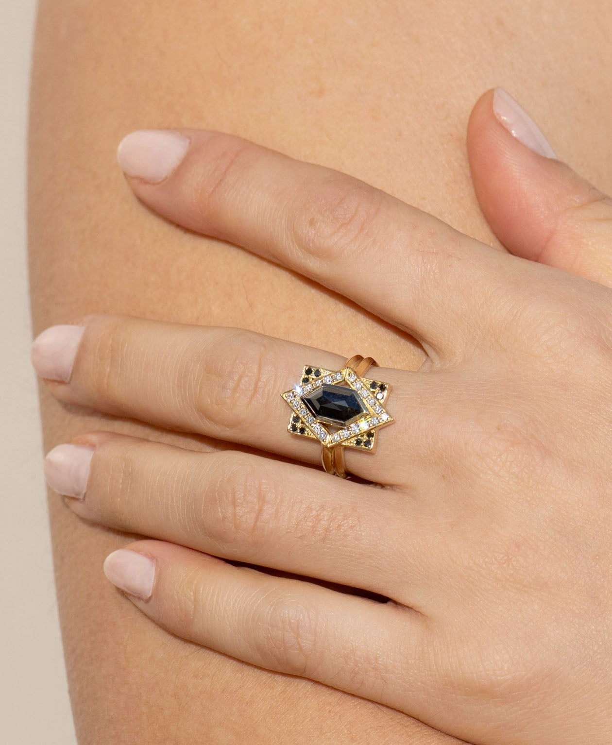 One of a Kind 452 - 18k Yellow Gold, Black Diamond