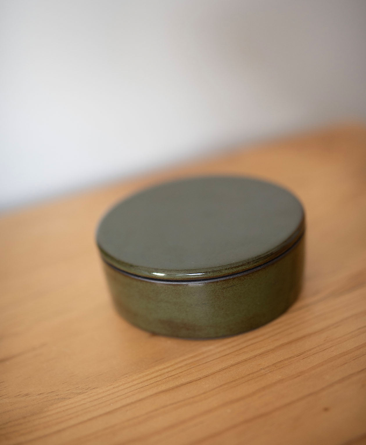 Ceramic Jewellery Box - Tanekaha Green
