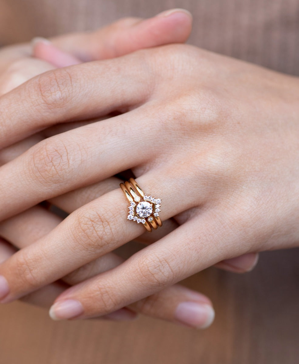Mini Graduated Iris Wedding Band - 18k Yellow Gold, Diamond