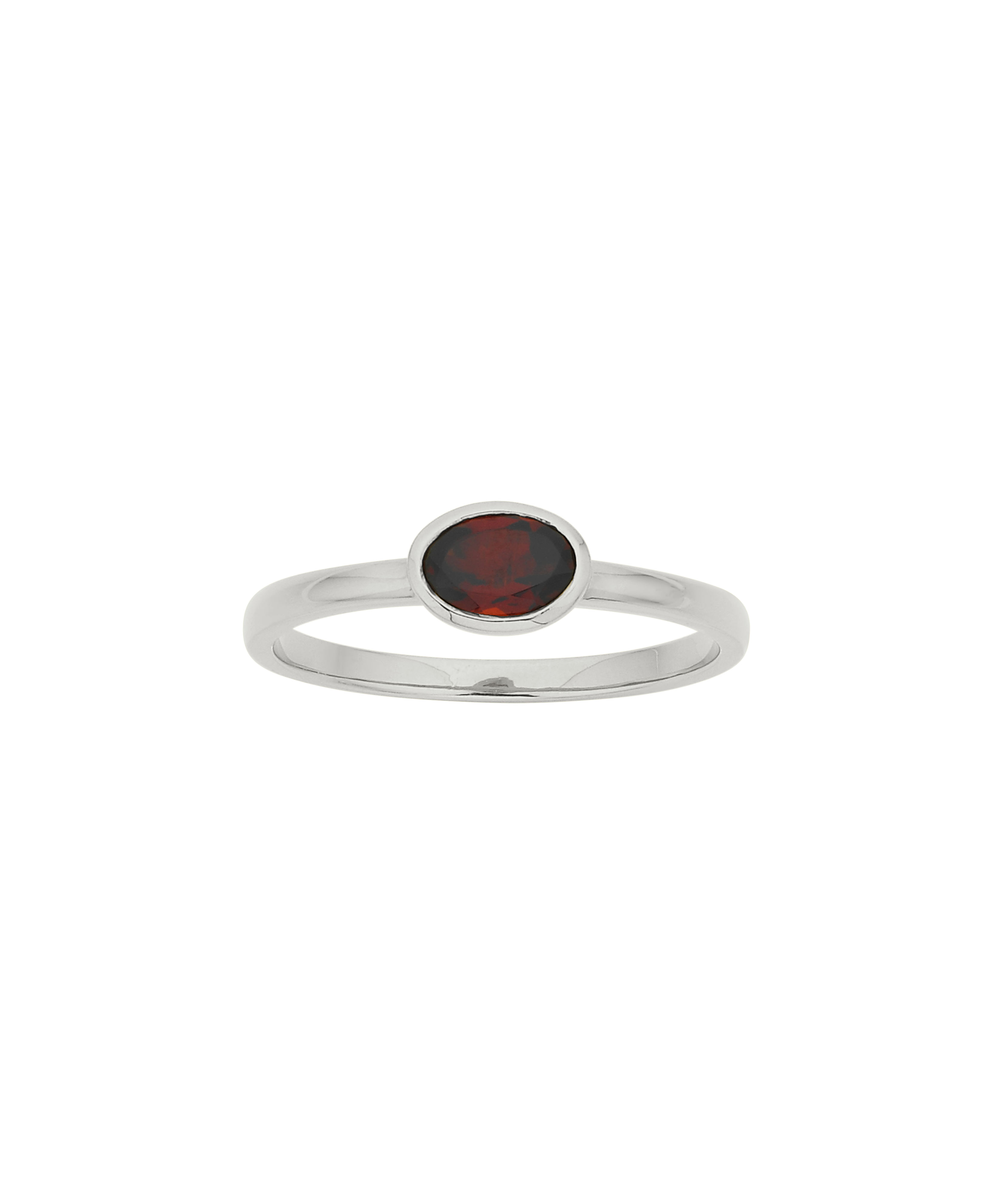 Mon Petit Stacker Ring - 925 Sterling Silver, Oval Garnet