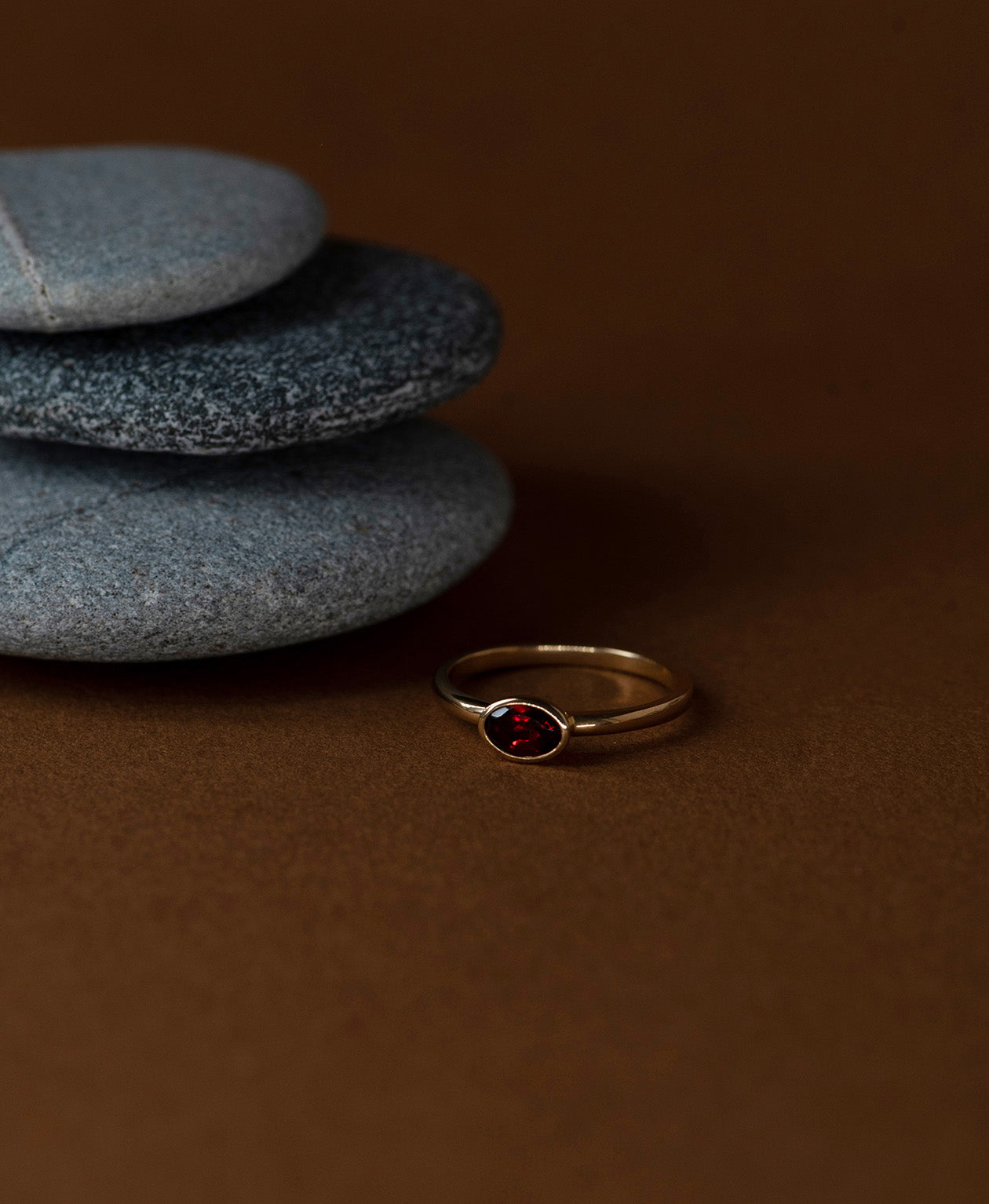 Mon Petit Stacker Ring - 22k Gold Vermeil, Oval Garnet