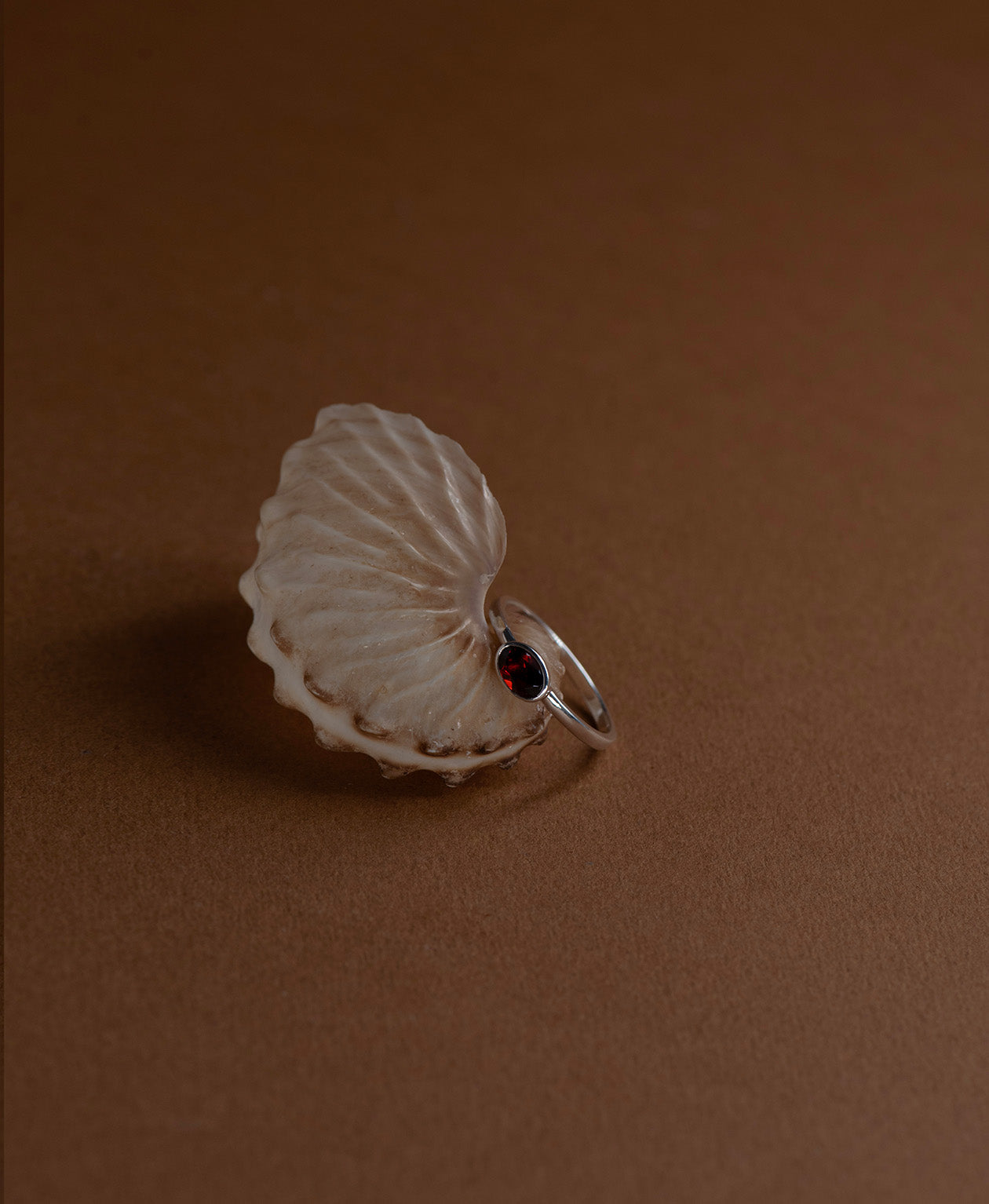 Mon Petit Stacker Ring - 925 Sterling Silver, Oval Garnet