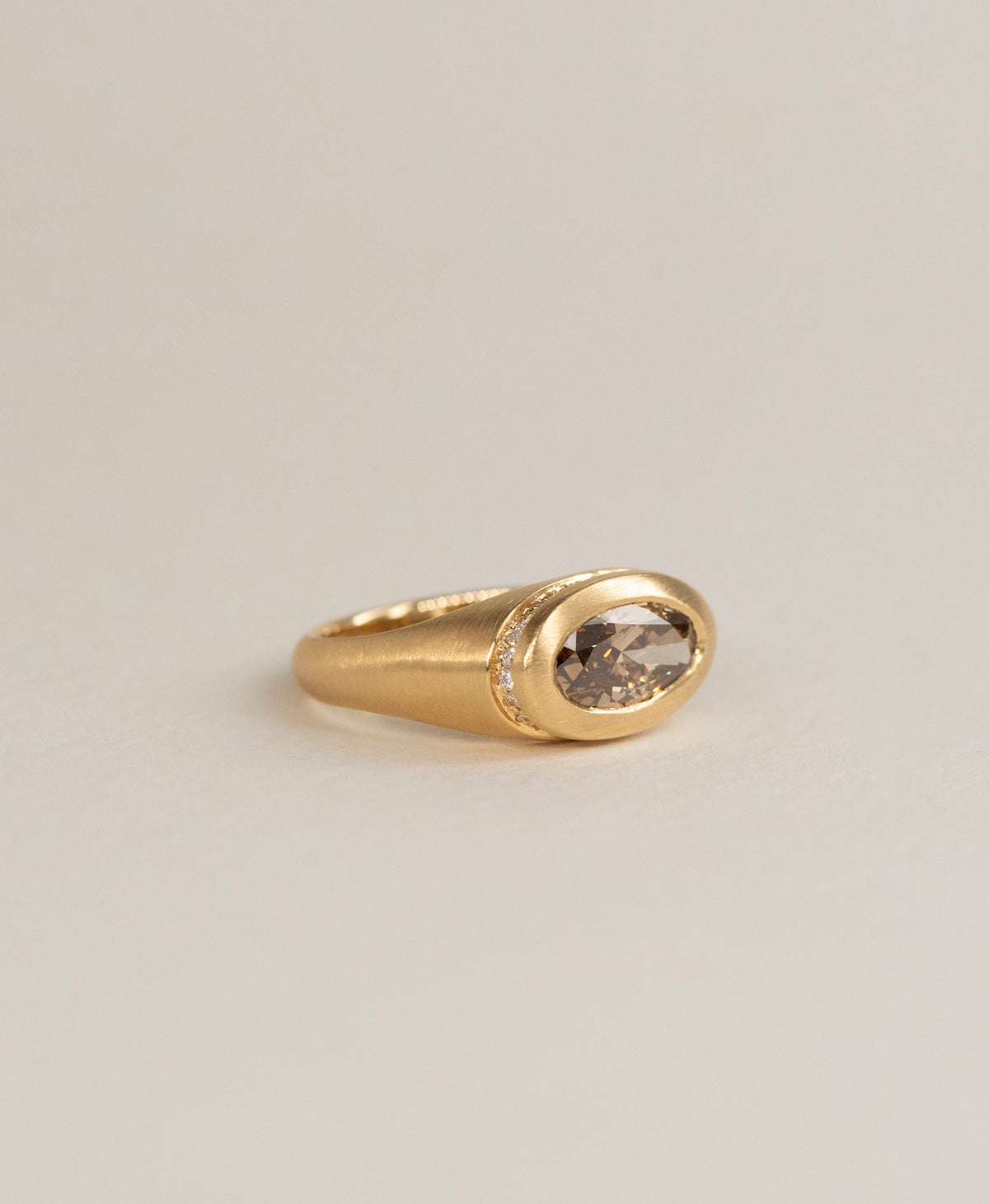 Rickie Engagement Ring - 18k Yellow Gold, Oval Cut Brown Diamond 1.5 carat