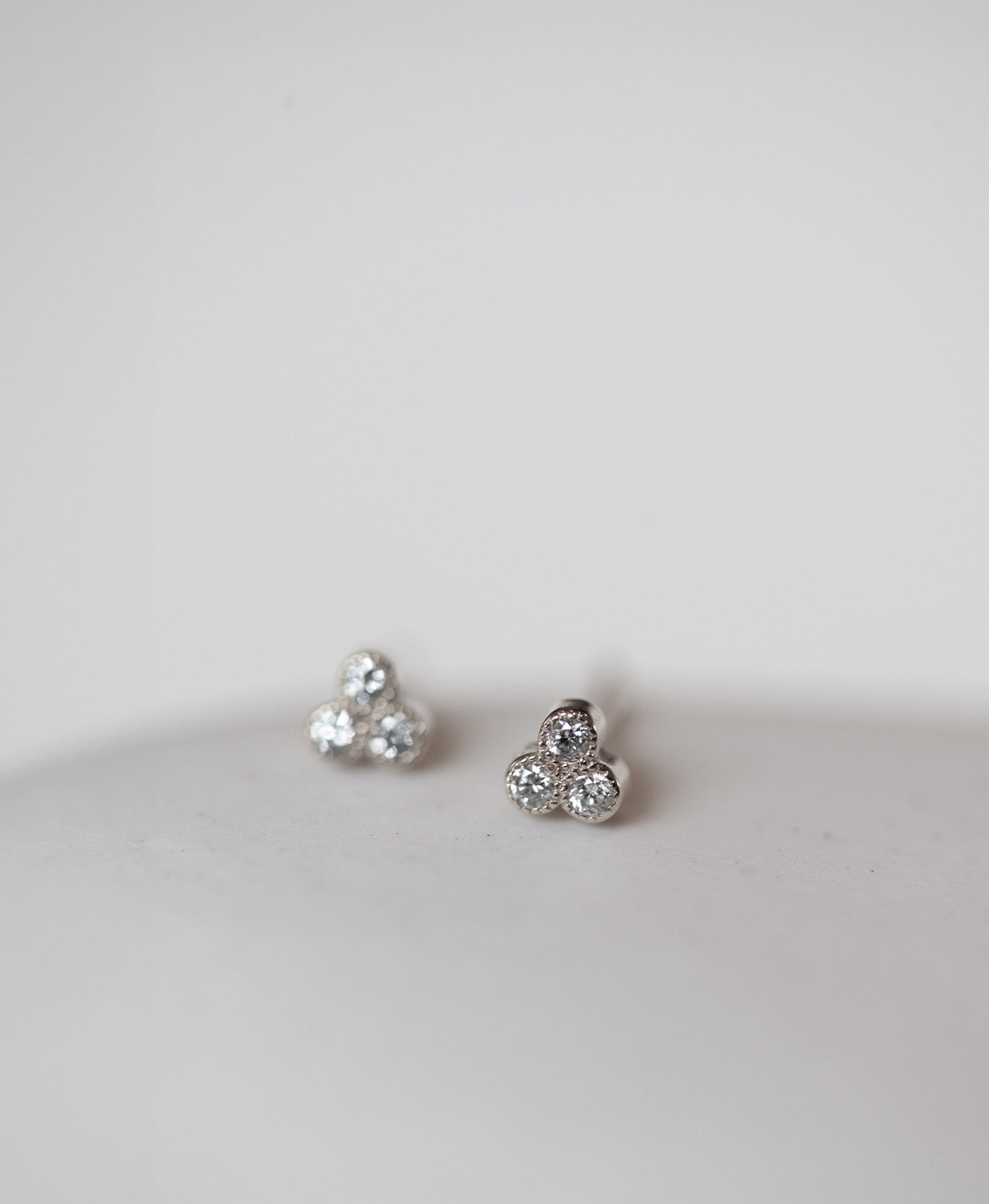 Three Friends 1mm Studs - 18k White Gold, Diamond
