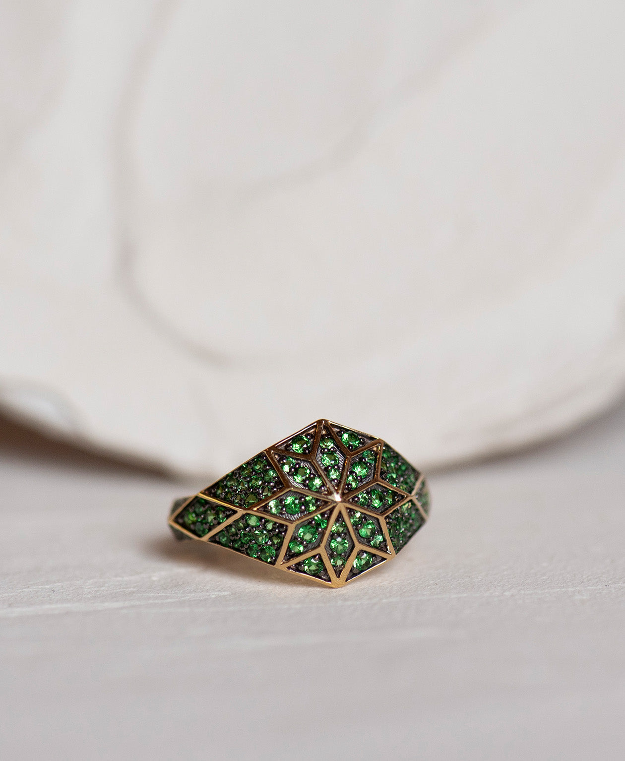 Venus Star Ring - 18k Yellow Gold, Tsavorite