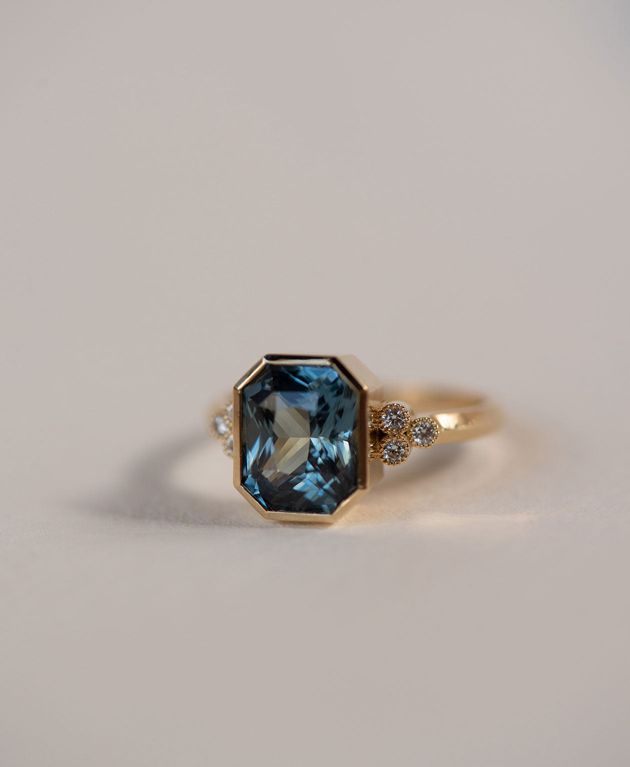 One of a Kind 238 - 18k Yellow Gold, Green Sapphire