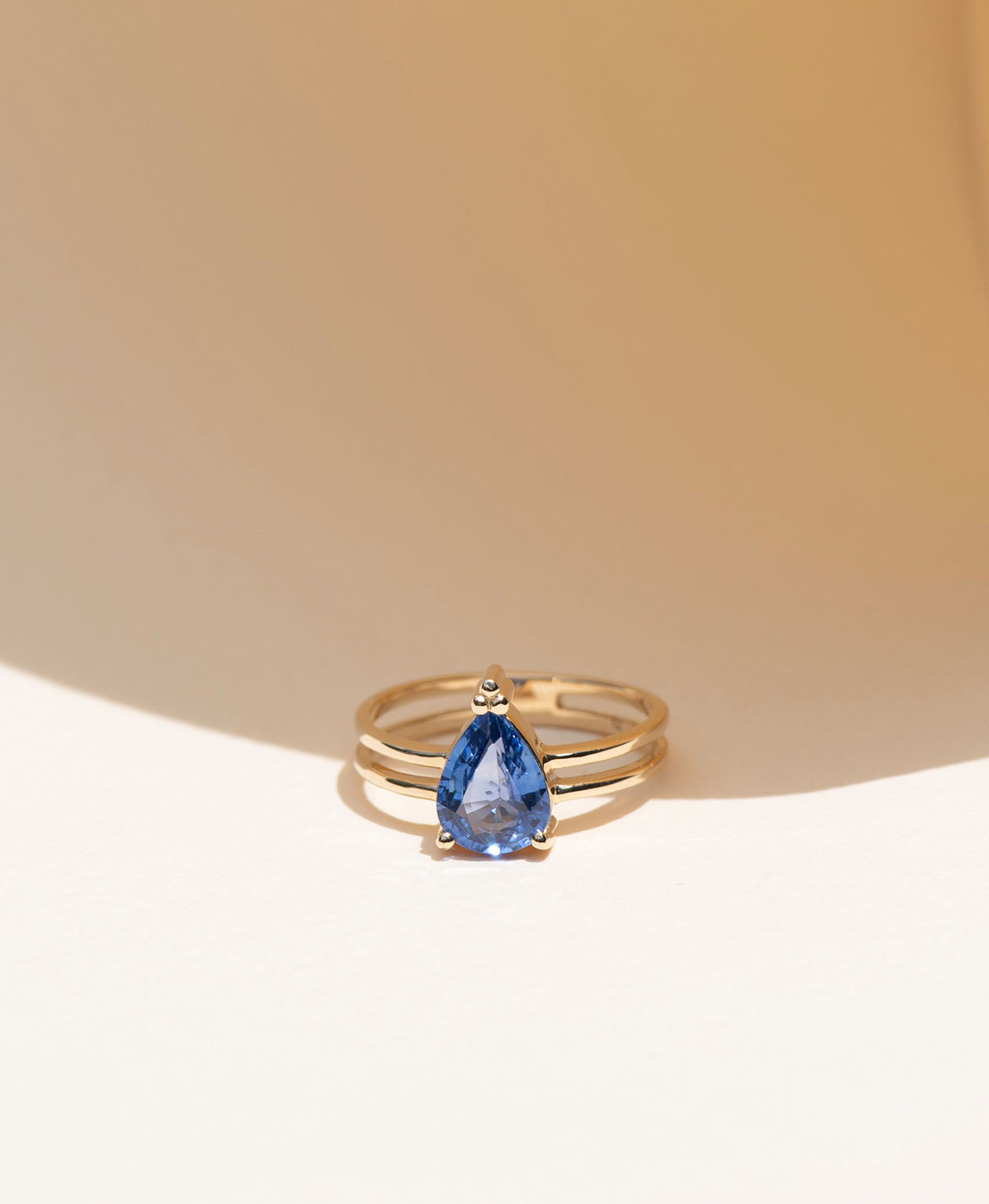 Limited Edition 170 - 9k Yellow Gold, Blue Sapphire