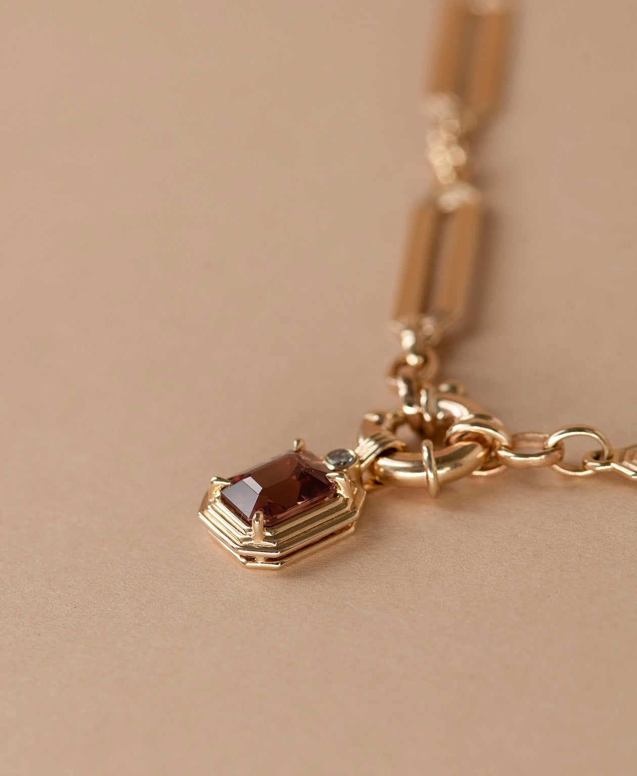 Limited Edition 203 - 9k Yellow Gold, Mocca Zircon