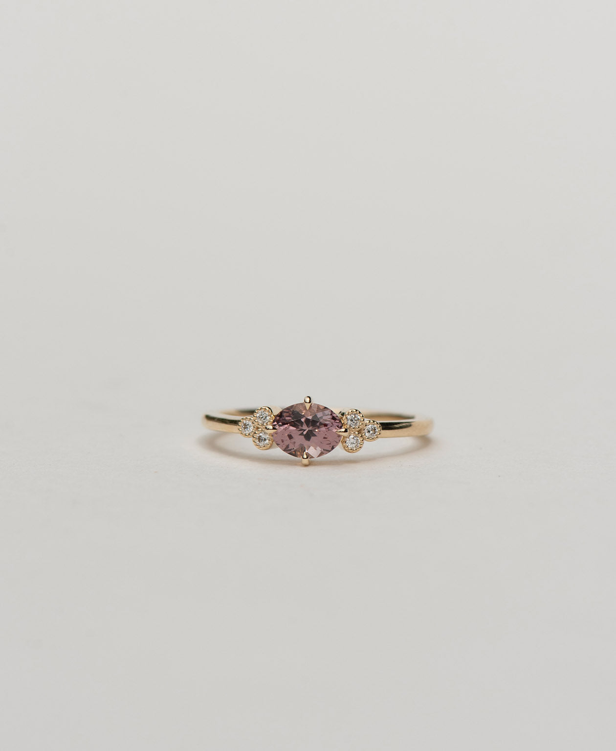 Limited Edition 211 - 9k Yellow Gold, Garnet