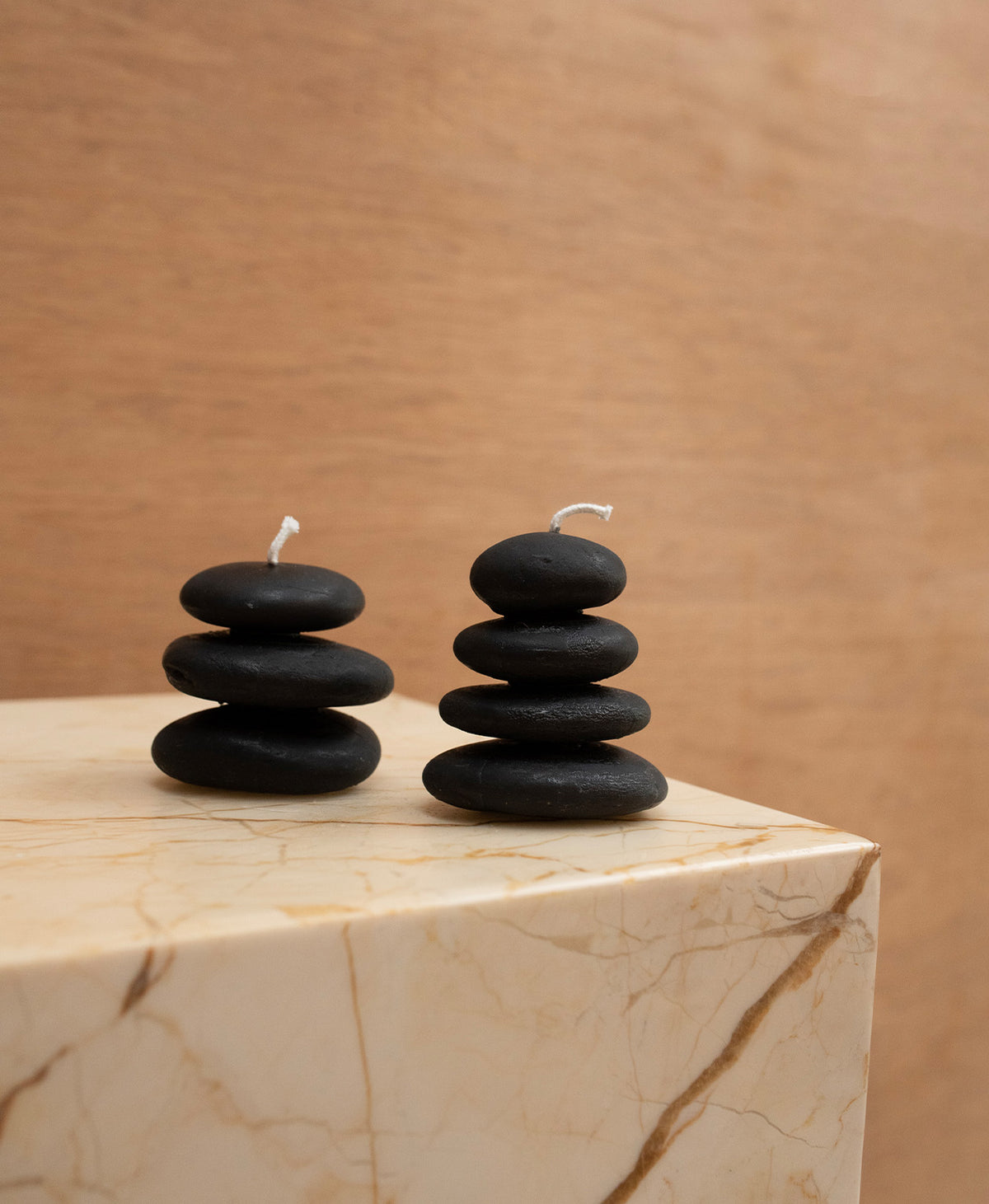 The Graces Small Candle - Onyx