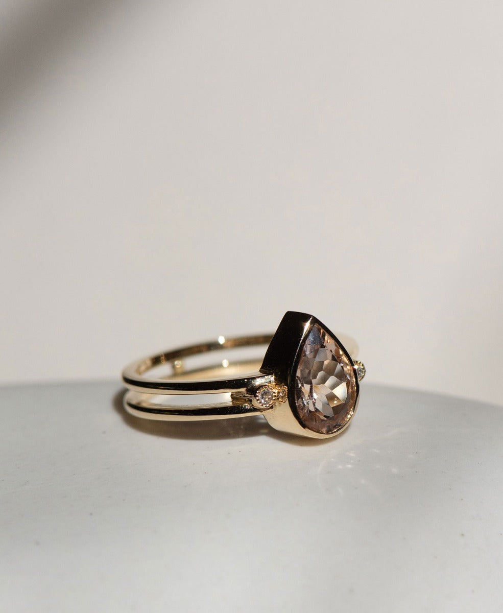 Bespoke 174 - 18k Yellow Gold, Pink Morganite