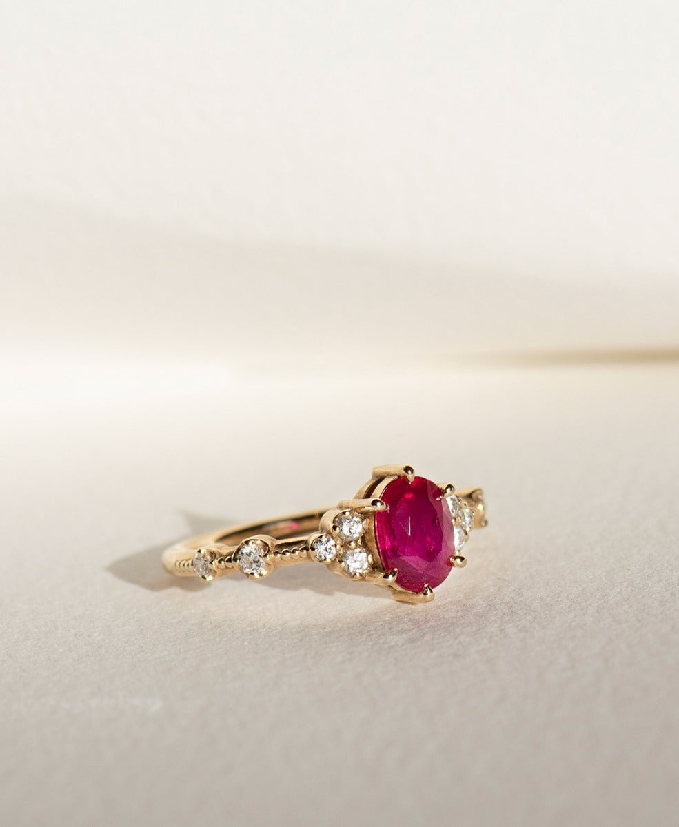 Bespoke 194 - 18k Yellow Gold, Ruby