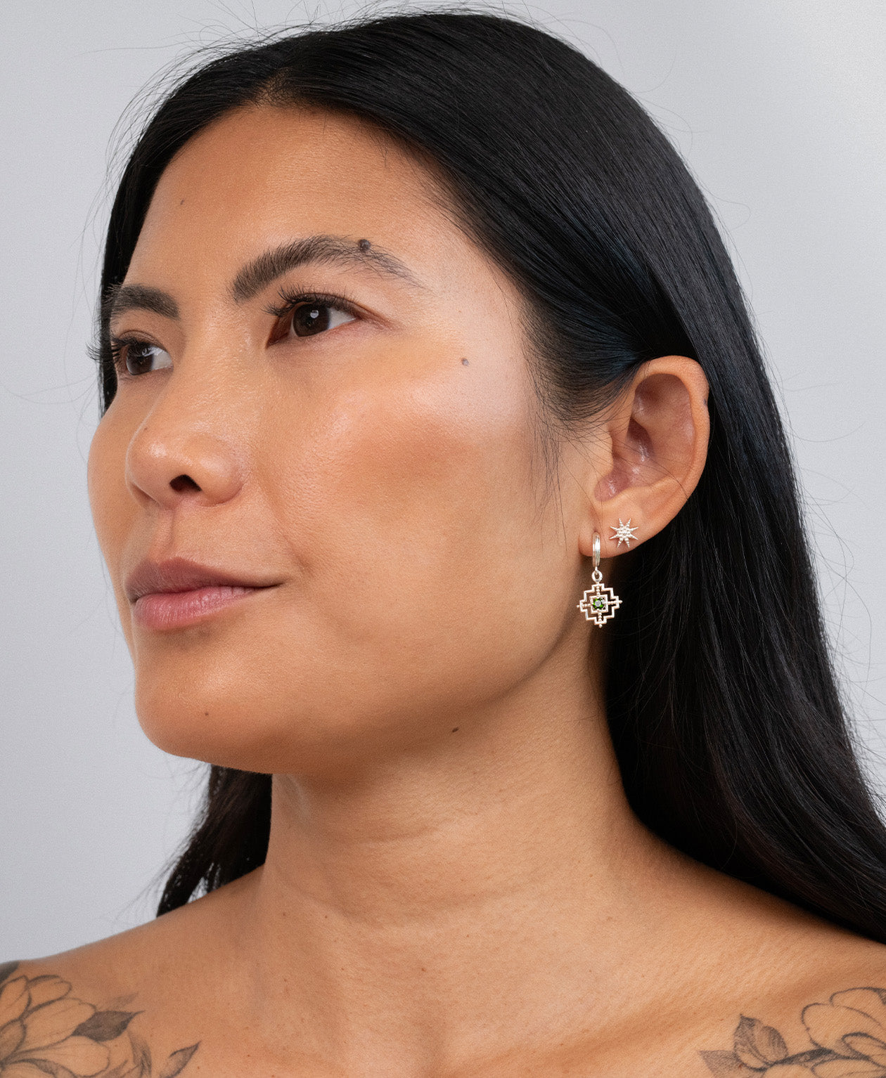 Centred Earrings - 925 Sterling Silver, Chrome Diopside