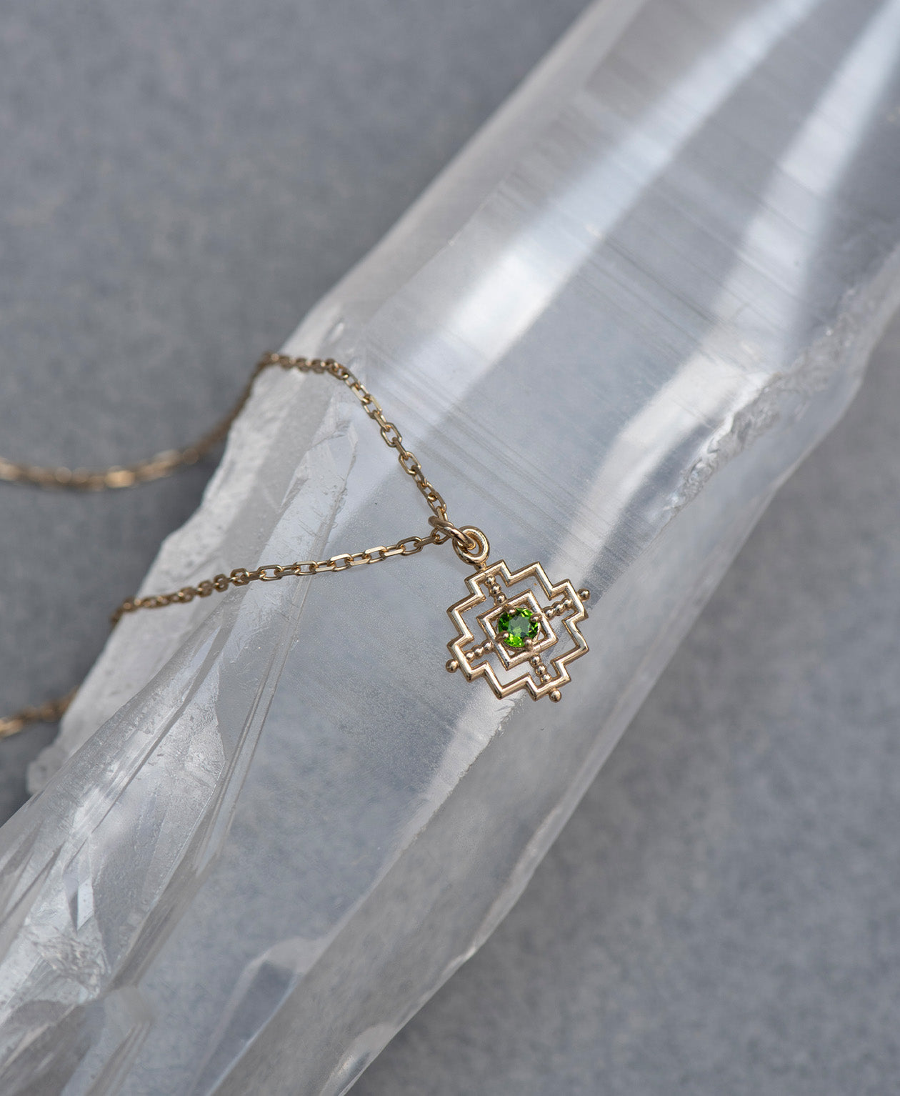 Centred Necklace - 22k Gold Vermeil, Chrome Diopside