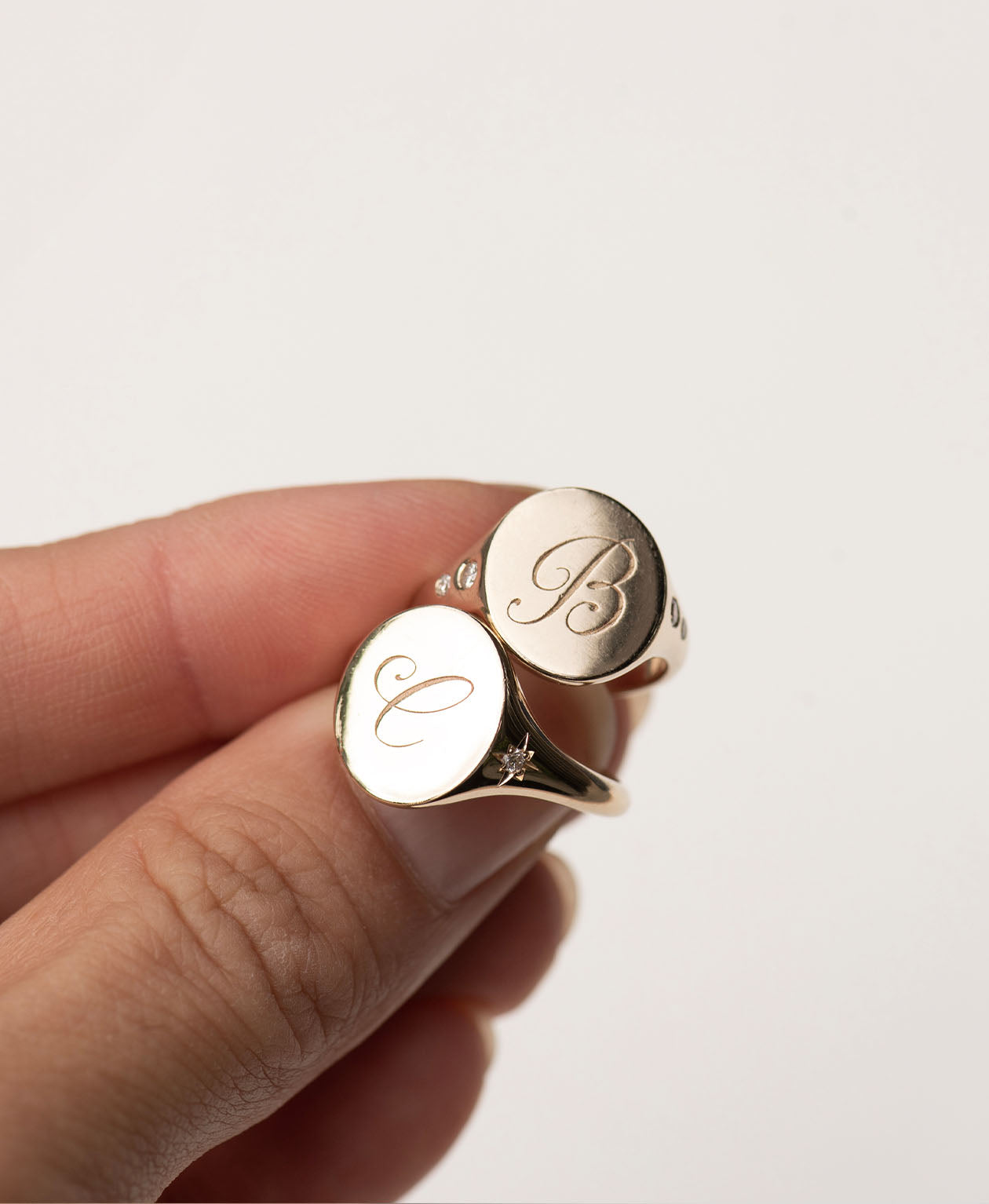 Classic Polished Signet - 9k Yellow Gold