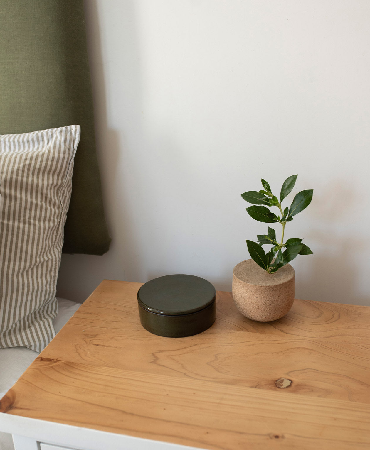 Ceramic Jewellery Box - Manuka Green