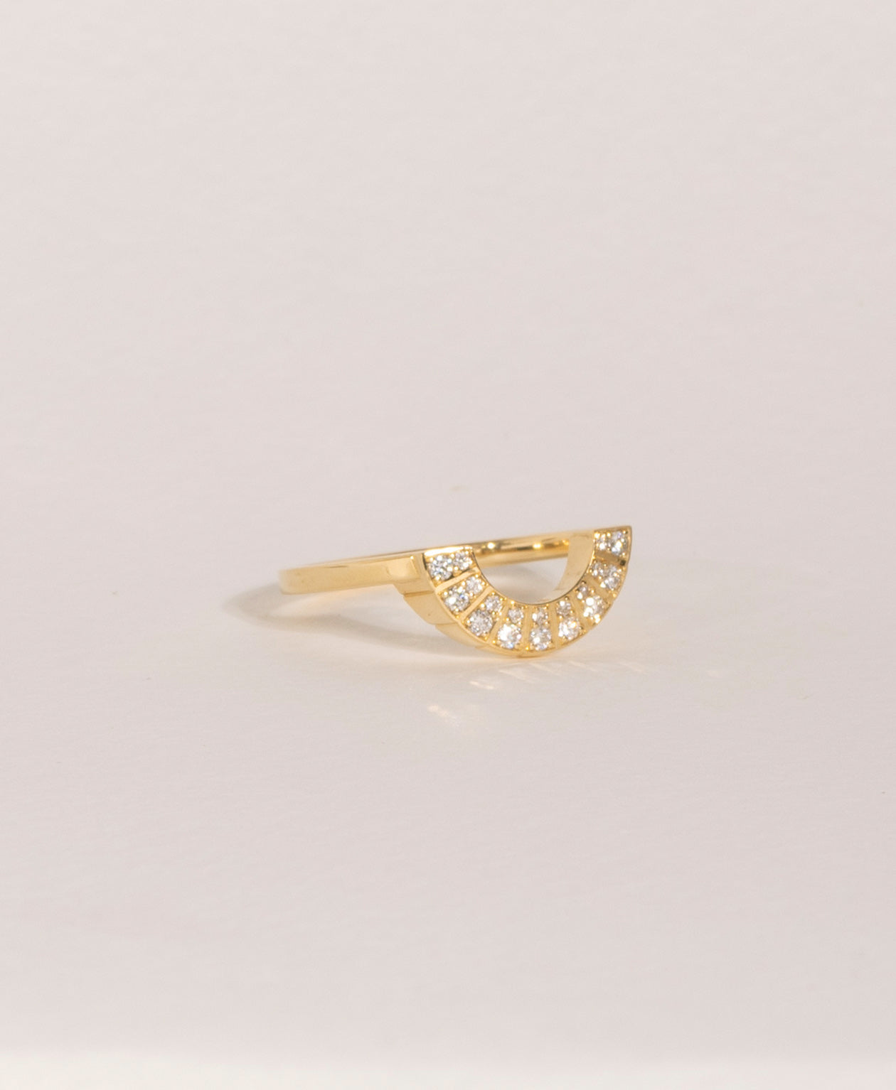 Deco Sun Band - 18k Yellow Gold, Round Brilliant Cut Diamond 0.18 carat