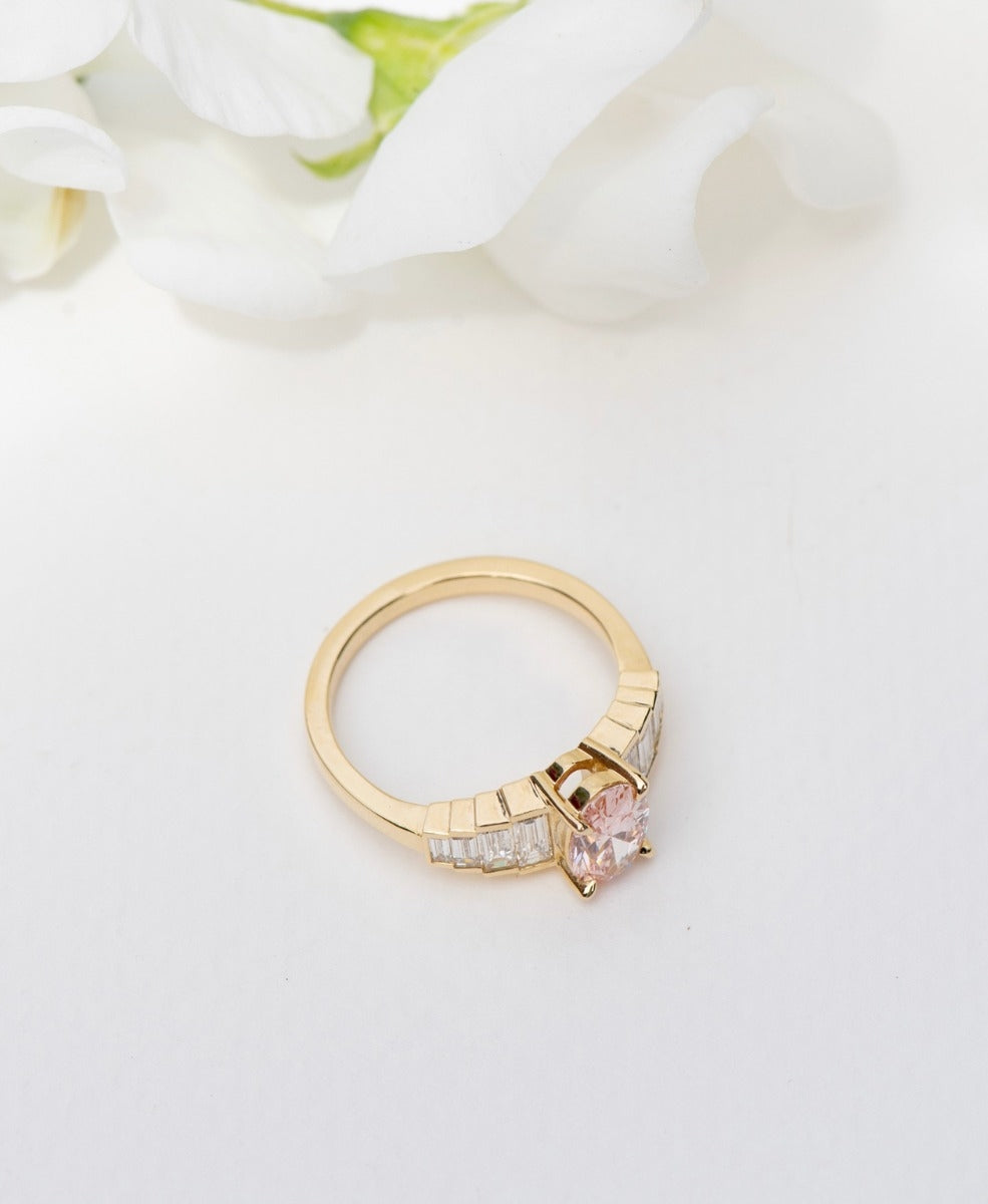 Fides Engagement Ring - 18k Yellow Gold, Oval Brilliant Cut Lab Grown Pink Diamond 1.05 carat