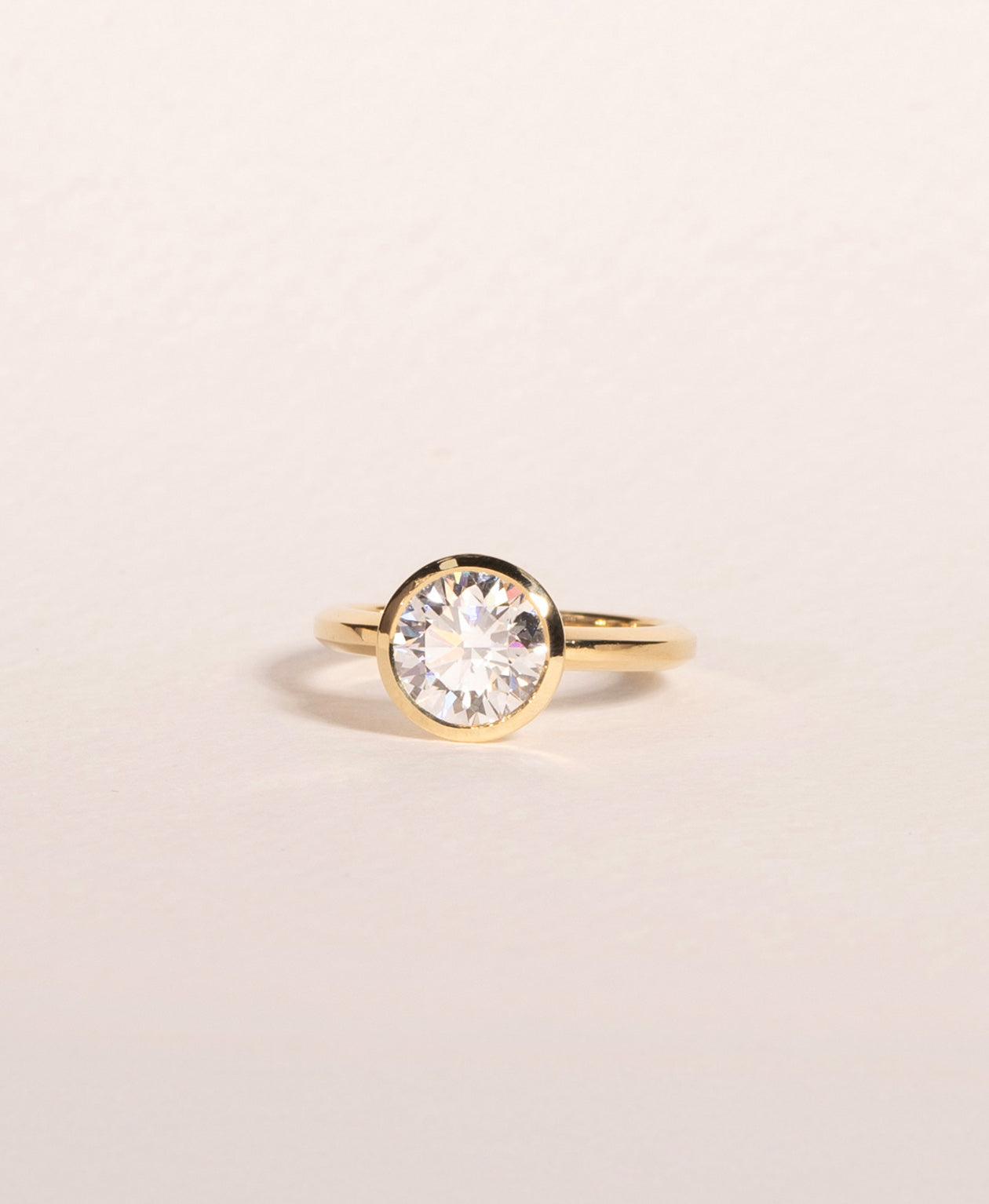 Frida Engagement Ring - 18k Yellow Gold, Round Brilliant Cut Lab Grown Diamond 2.12 carat