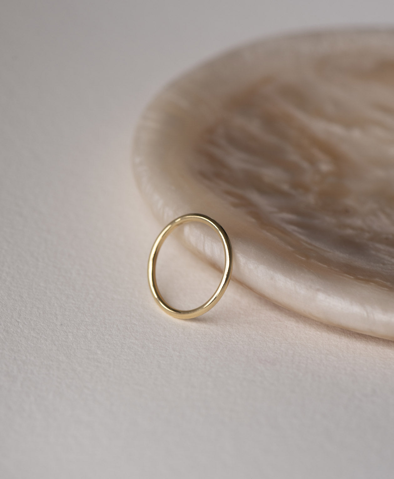 Gracie Band 1.5mm - 18k Yellow Gold
