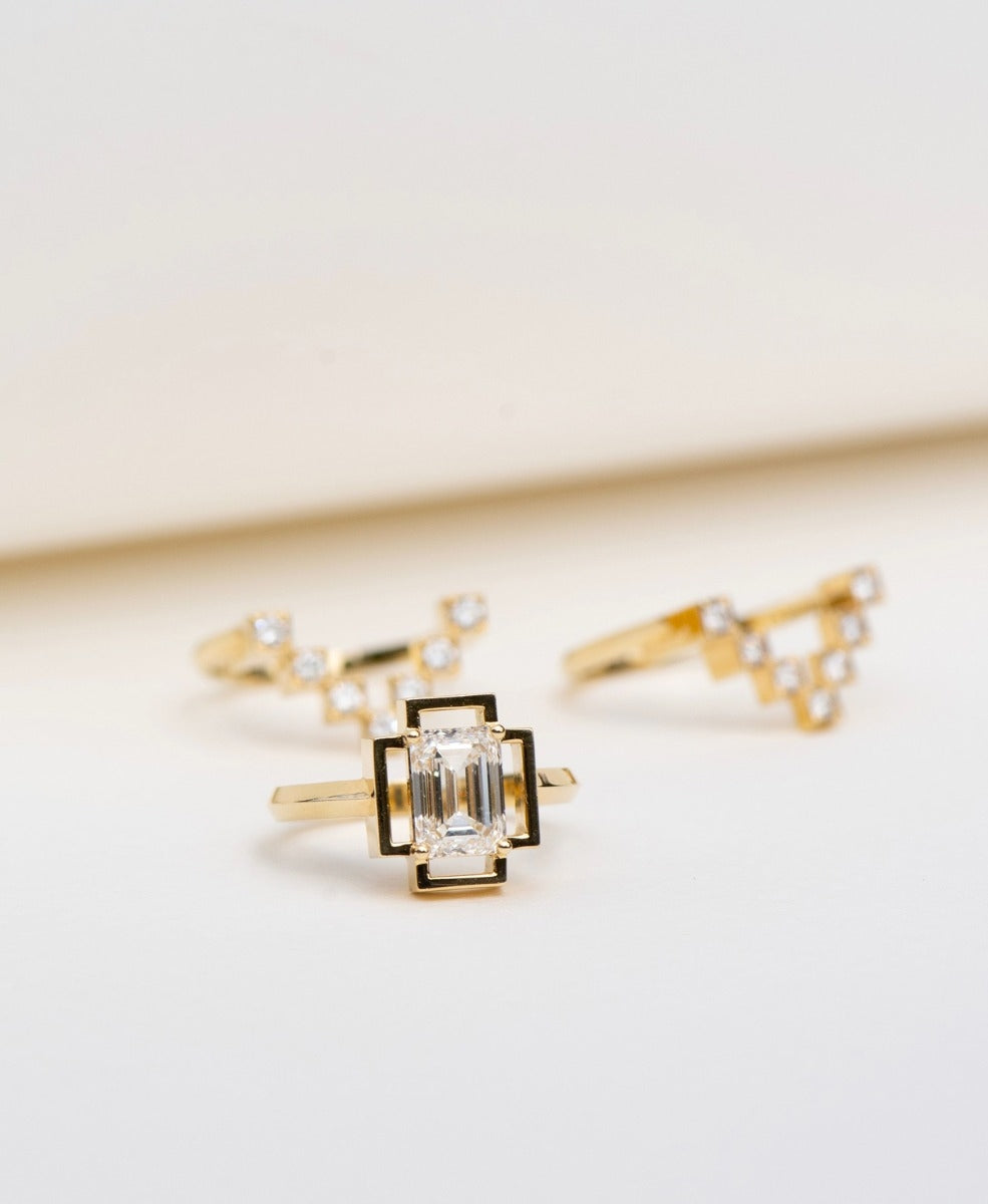 Holos Engagement Ring - 18k Yellow Gold, Emerald Cut Diamond 1.64 carat