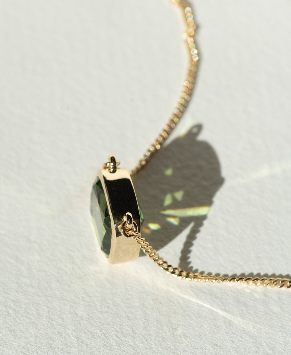 One of a Kind 362 - 18k Yellow Gold, Green Tourmaline