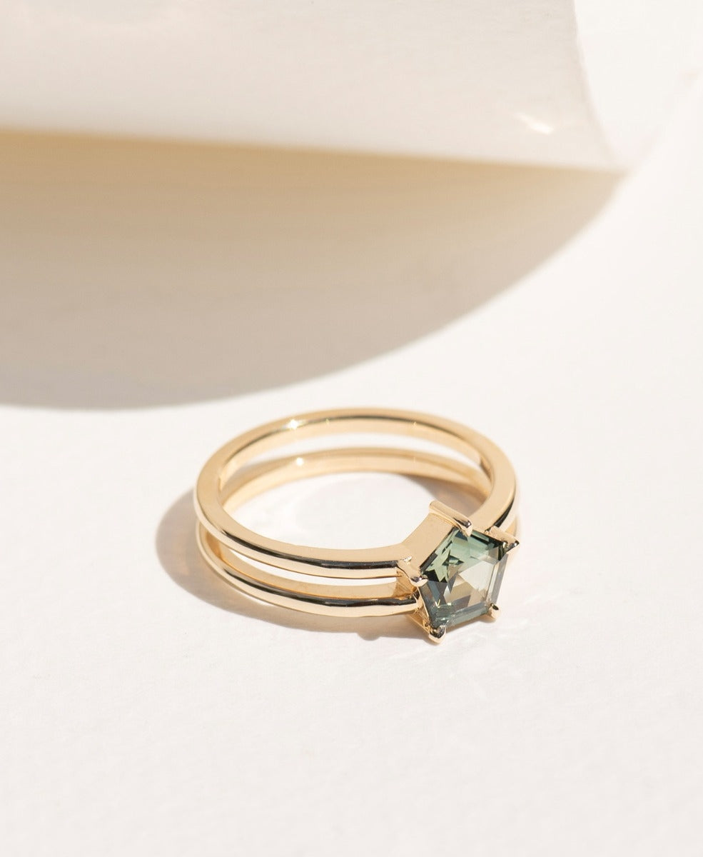 One of a Kind 468 - 9k Yellow Gold, Green Sapphire