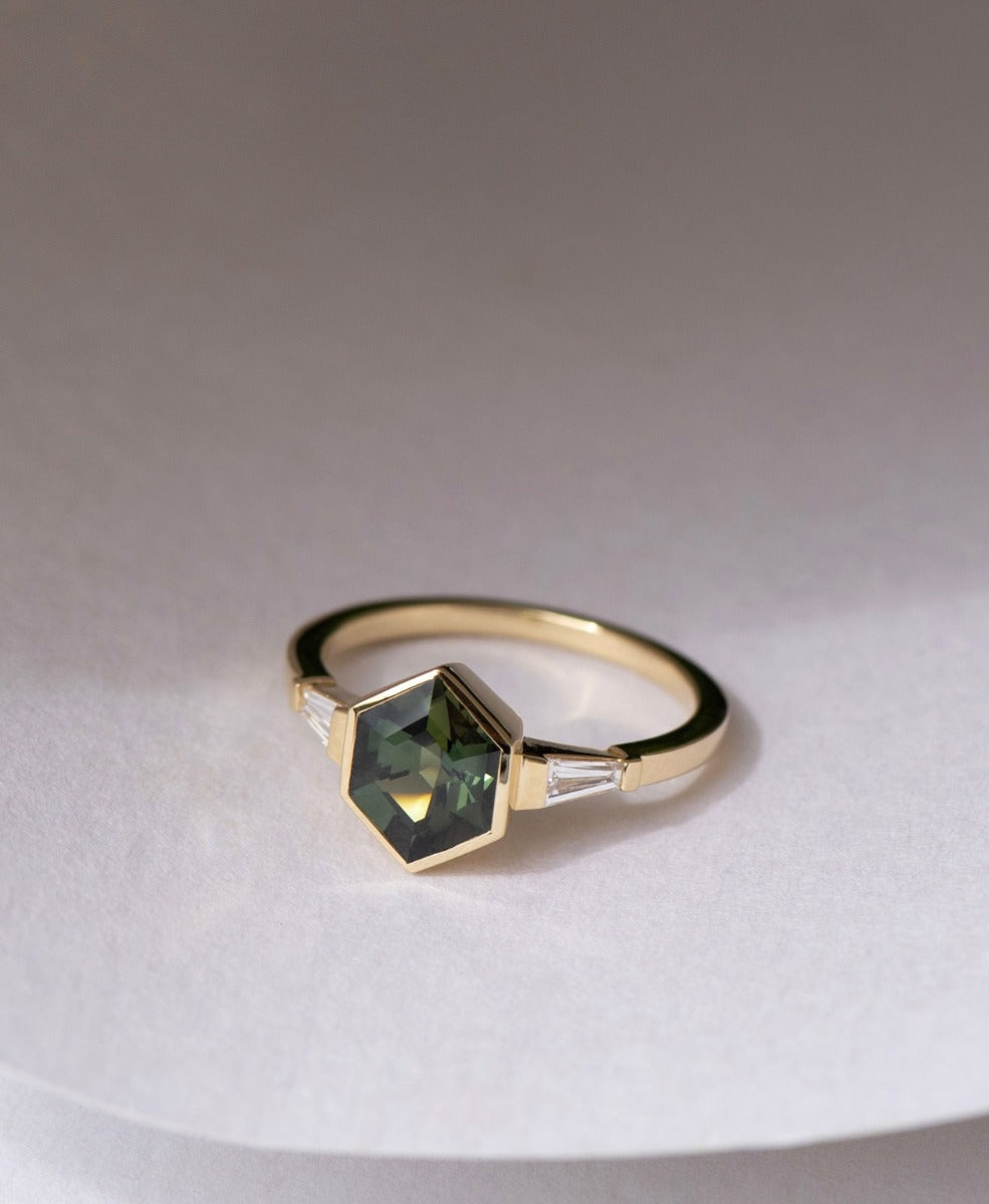 Mira Engagement Ring - 18k Yellow Gold, Hexagonal Cut Green Sapphire 1.86 carat