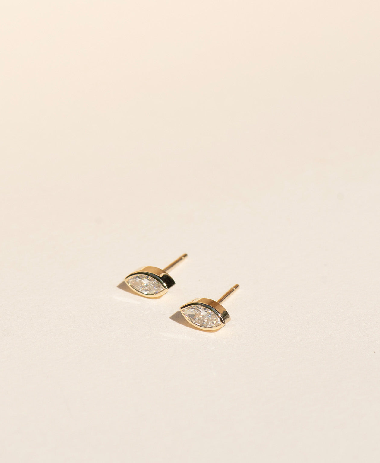 Mon Petit Studs - 9k yellow Gold, Lab Grown Diamond