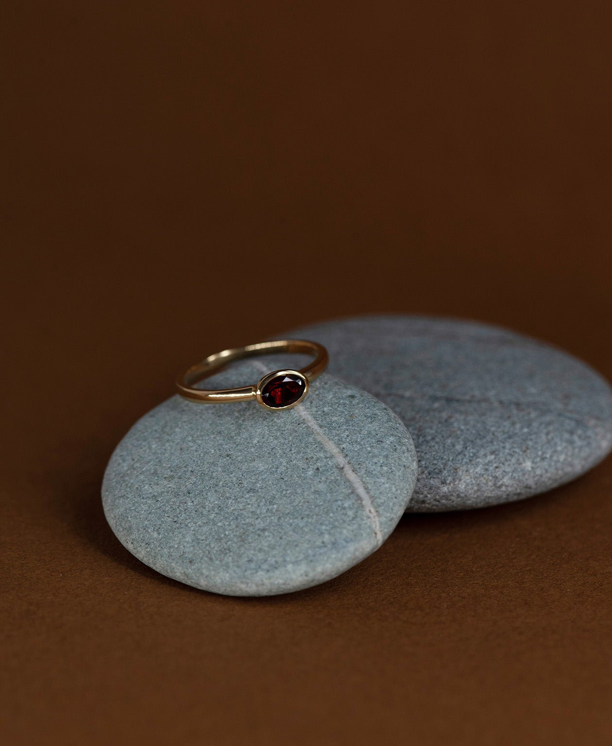 Mon Petit Stacker Ring - 22k Gold Vermeil, Oval Garnet