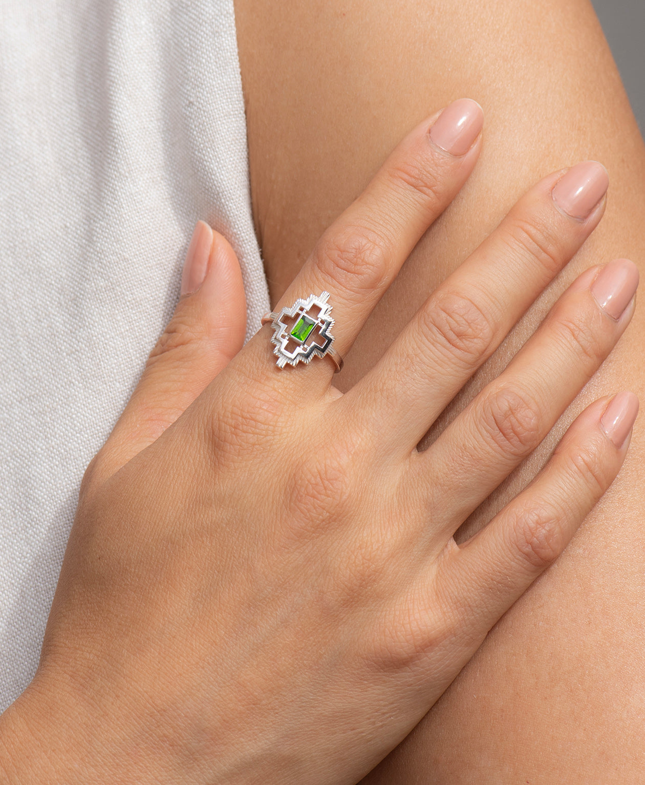 Munay Ring - 925 Sterling Silver, Chrome Diopside