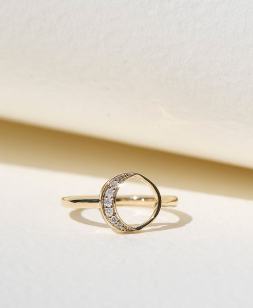 new-moon-ring-yellow-gold-